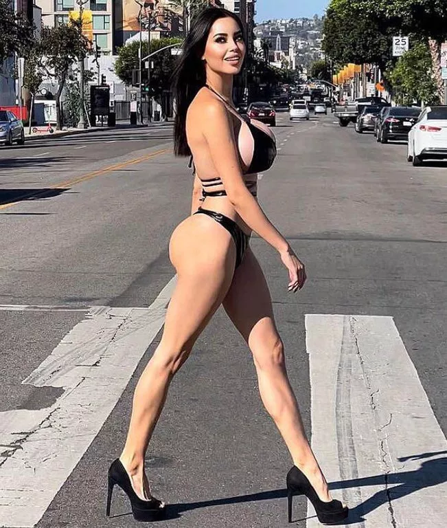 Marisol Yotta confidently showing off her bimbo body and huge fake boobs and ass in public!