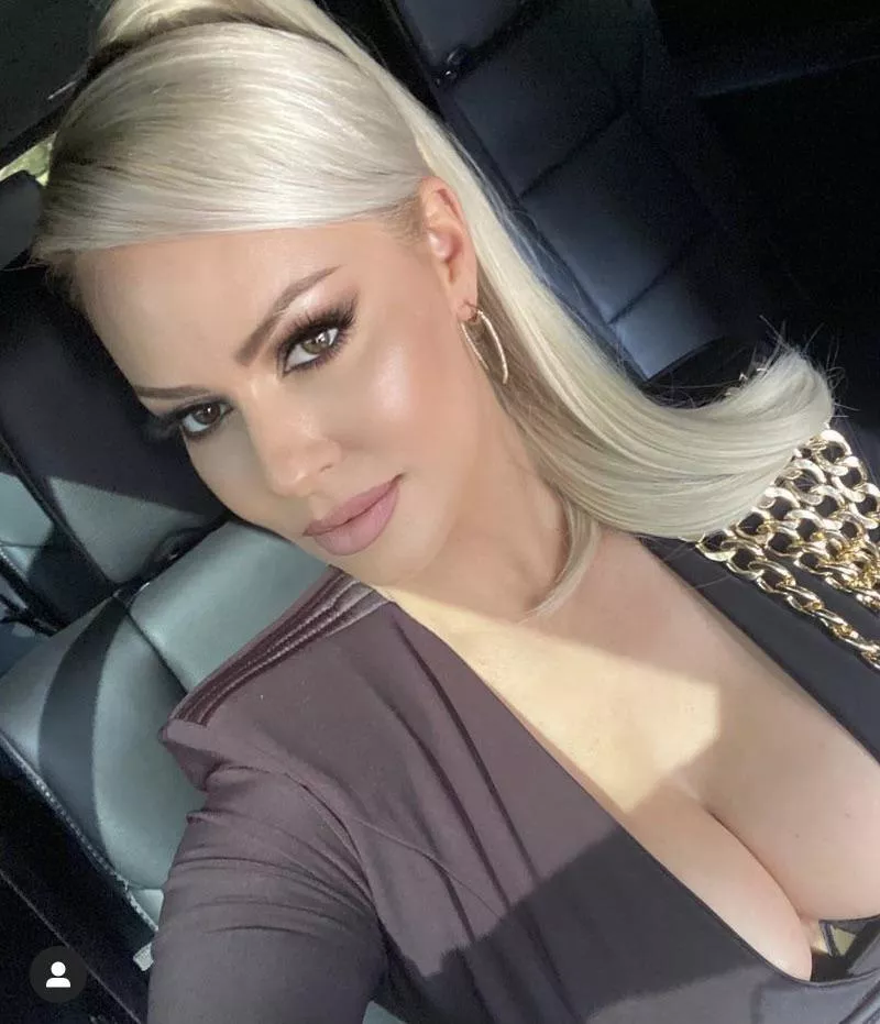 Maryse 🤤🤤