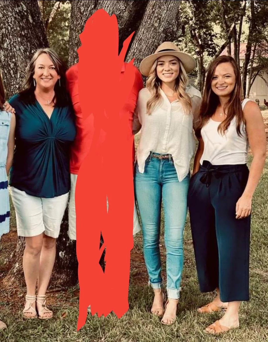 Mature mom or one of the sexy daughters?