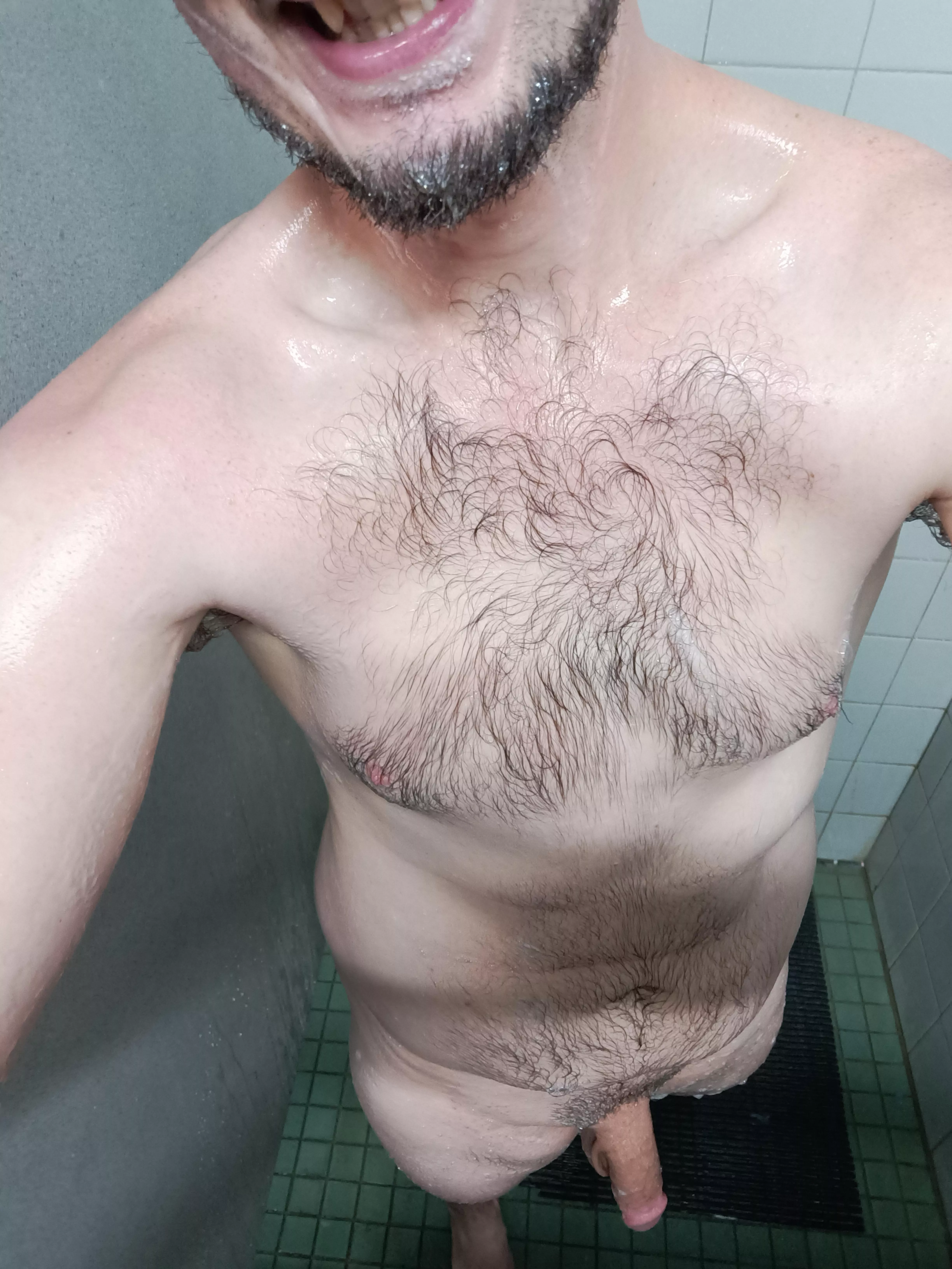 (M)ight hate myself for posting this... 30, 6'0, my weight fluctuates wildly 85-95... I am absolutely average and mundane...