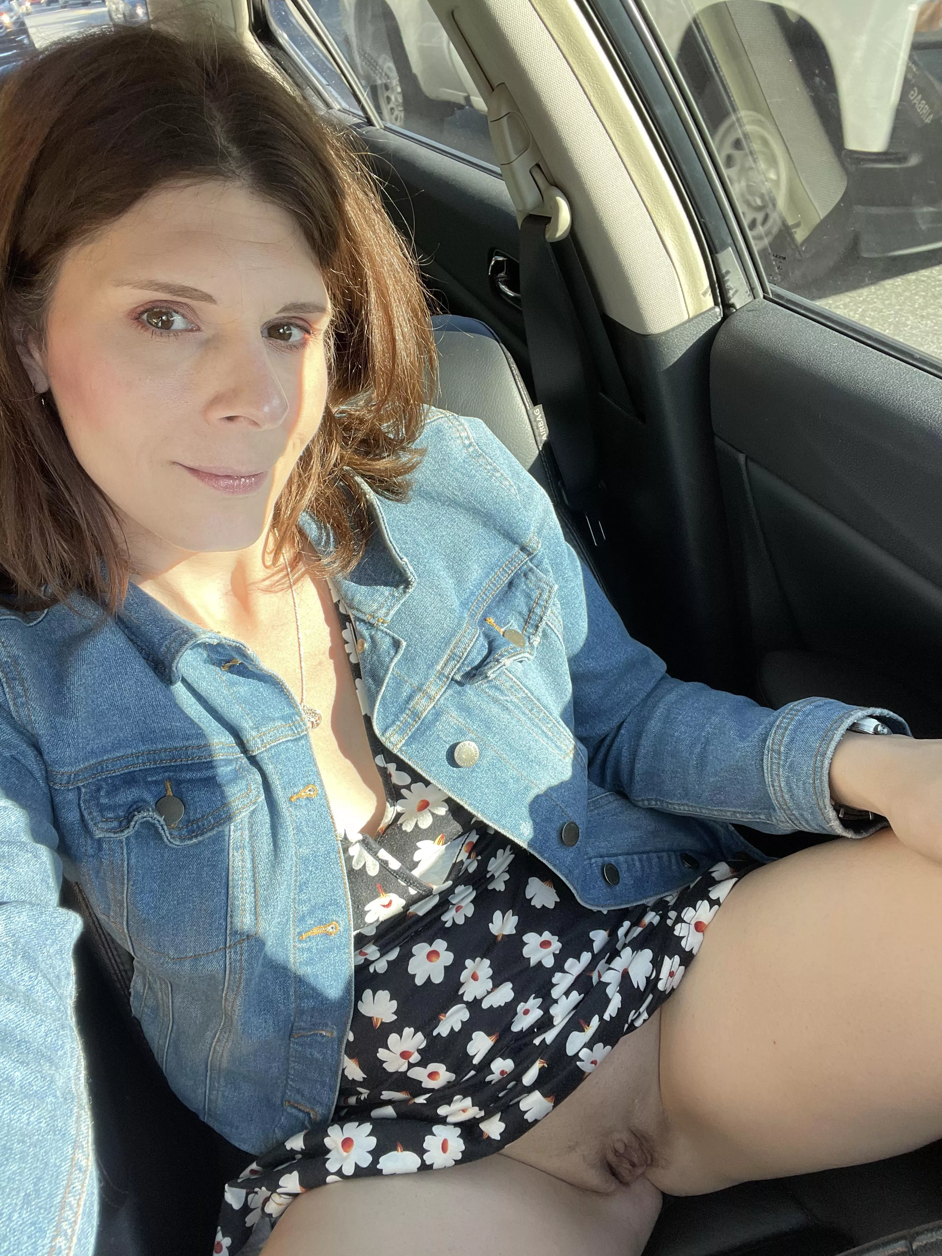 Minding my own business on this busy streetâ€¦without panties of course [39][F] ðŸ˜›