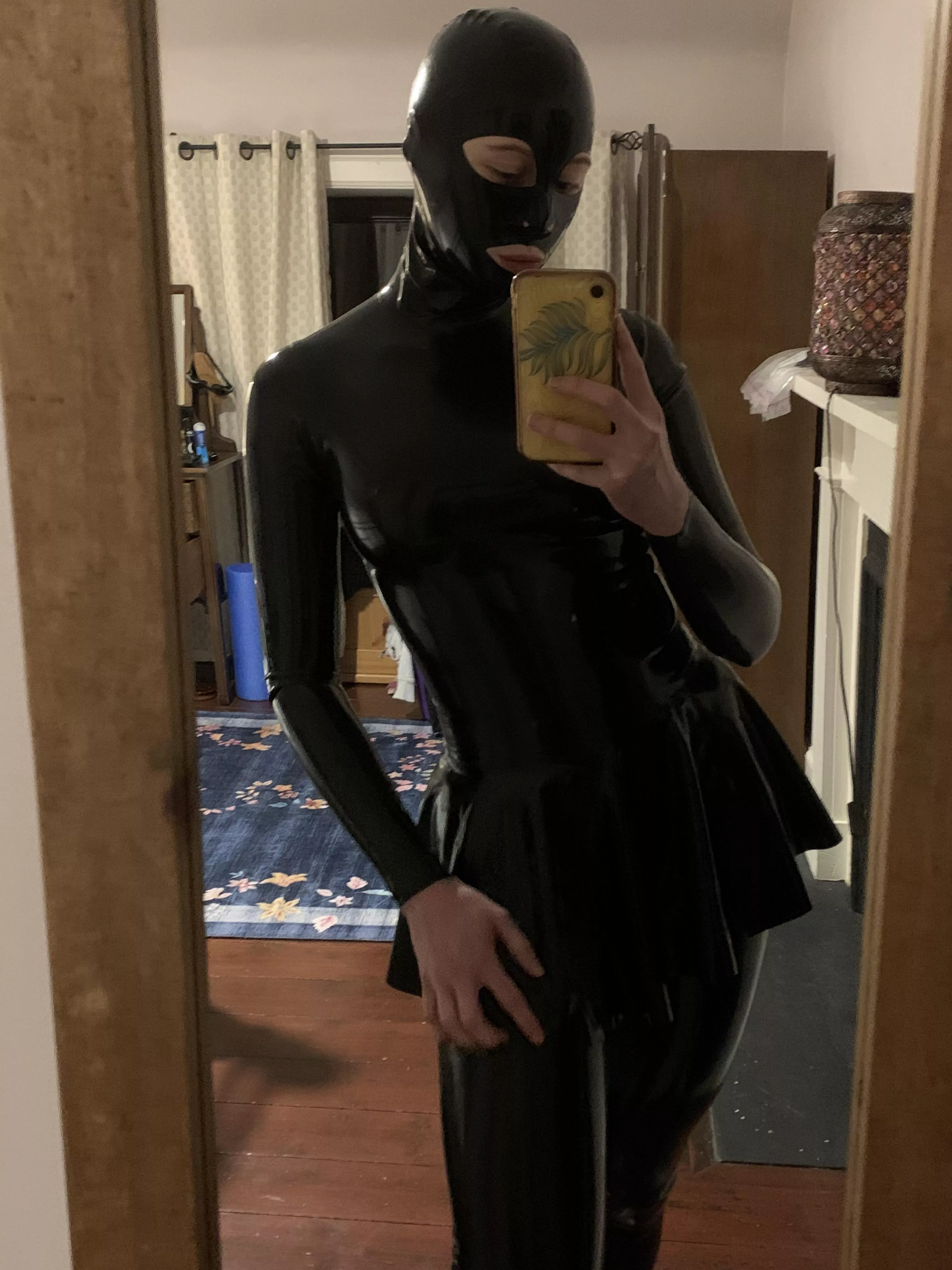 Mirror mirror on the wall. Who’s the cutest rubberdoll of them all?