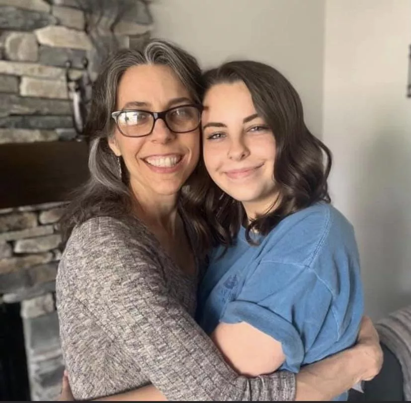 Mom, daughter, or both? Wwyd?