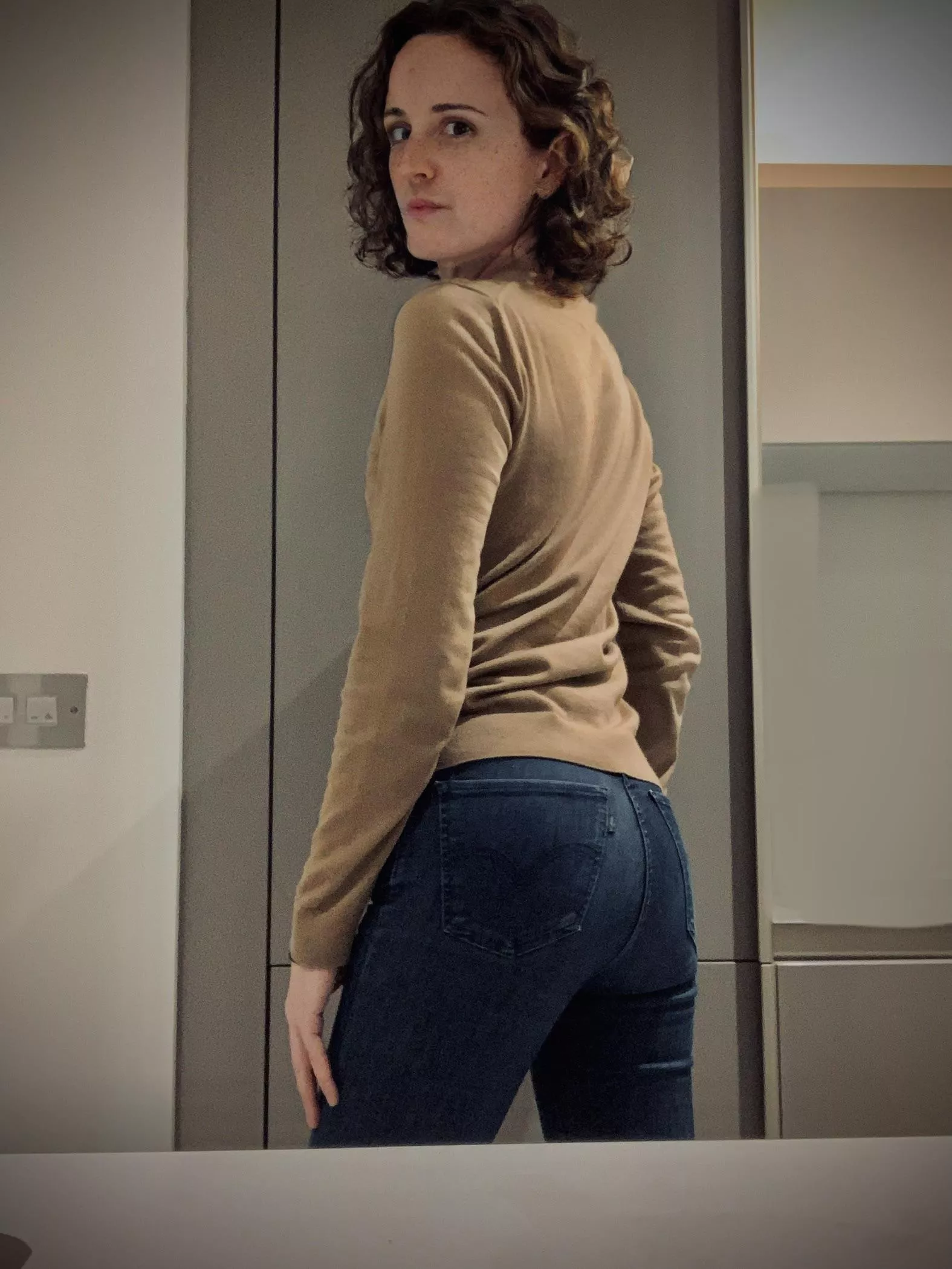 MtF trans girl - getting a bit of a booty? From squats and stuff - not on E yet