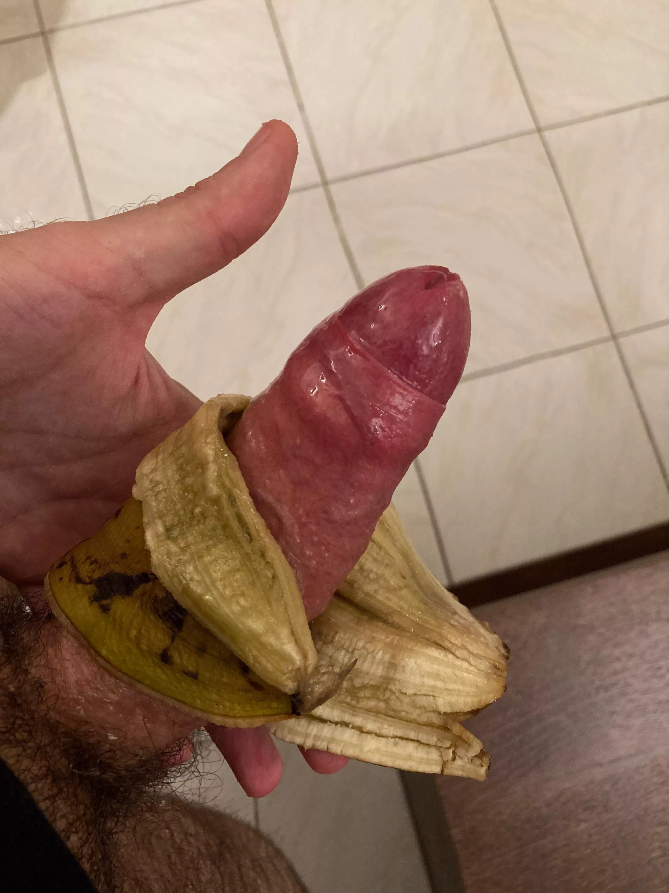 My banana is better than yours 🍌🔞🔞