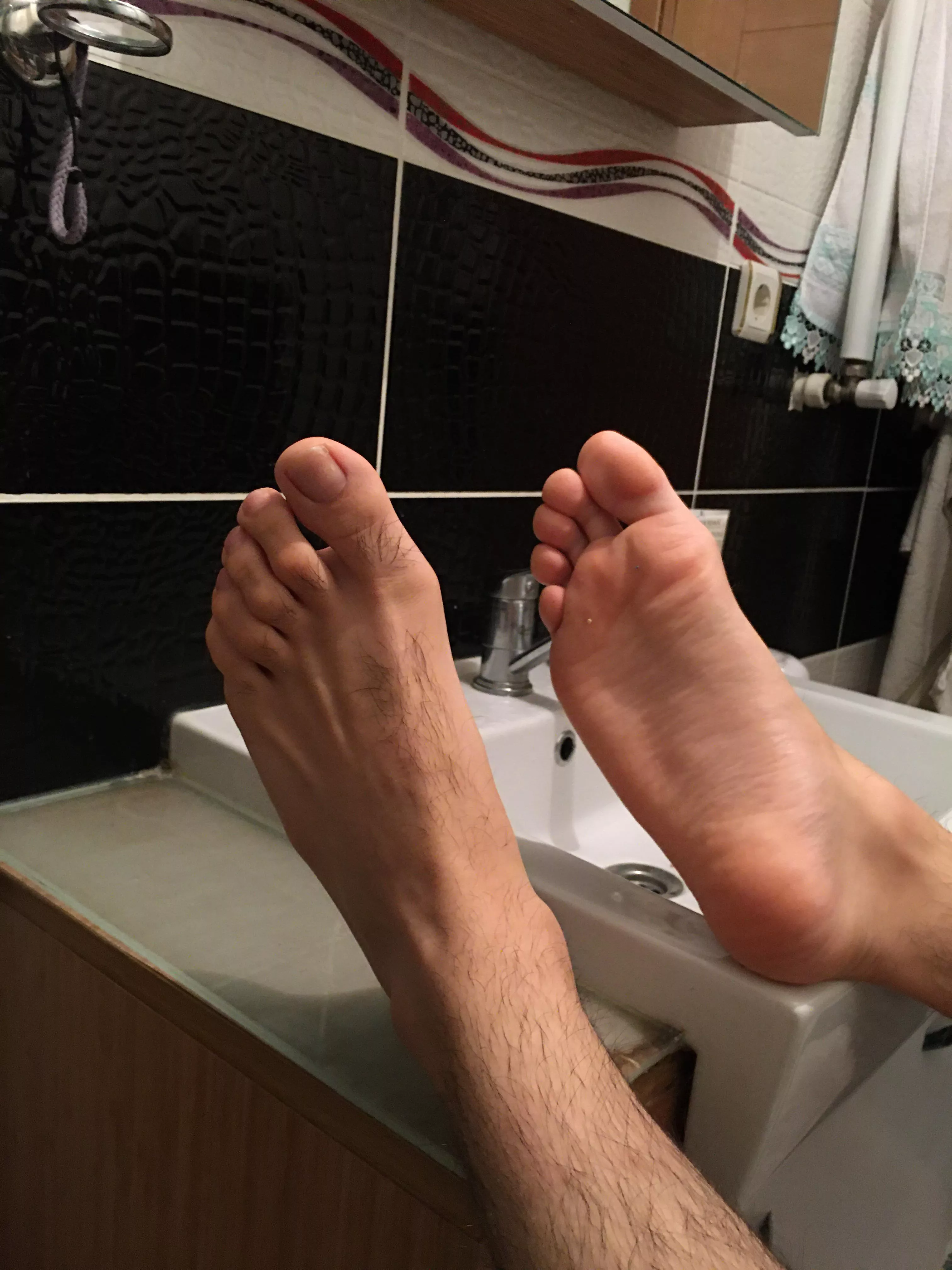 My big alpha soles, come and worship :)