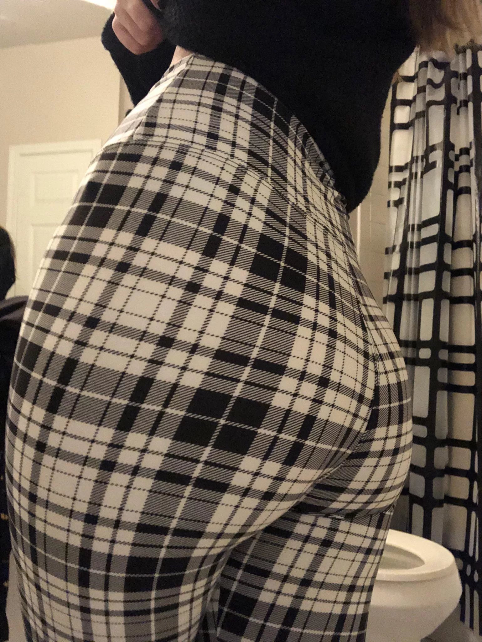 My boyfriend bought me new leggings, what do you think? (20f)