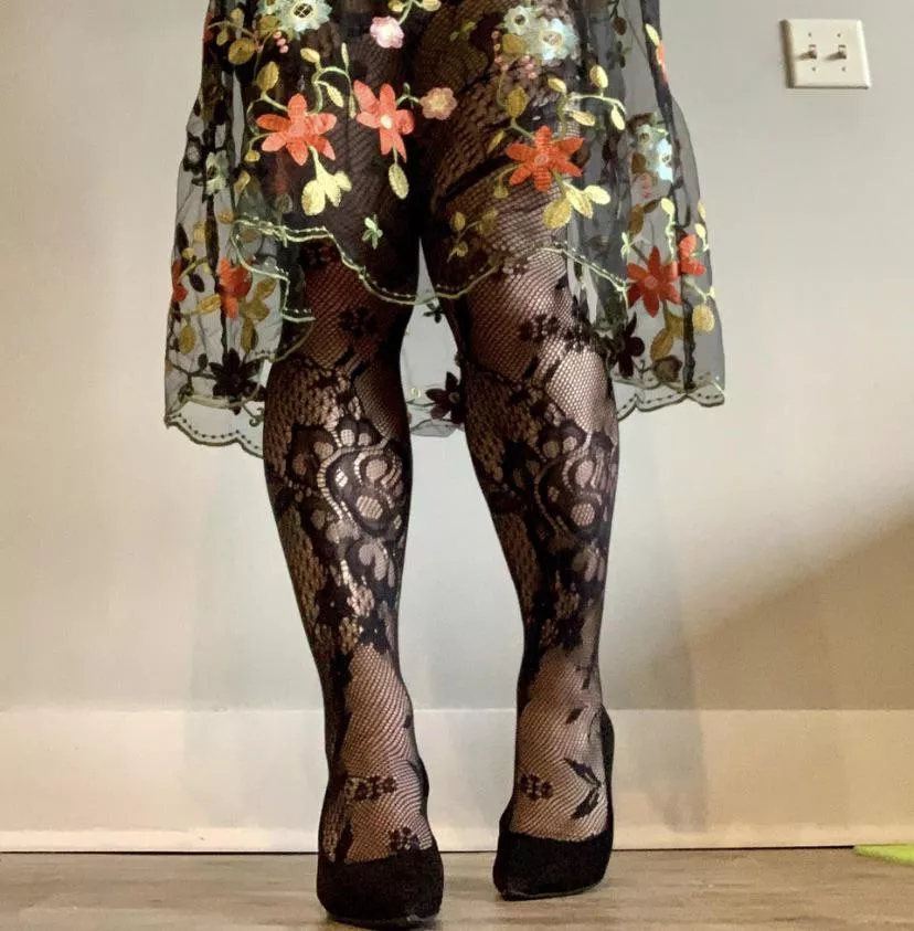 My favorite pair of tights with my favorite dress!