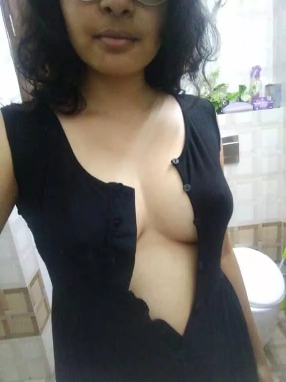 My first post here, F28 India. Do you like my glasses?