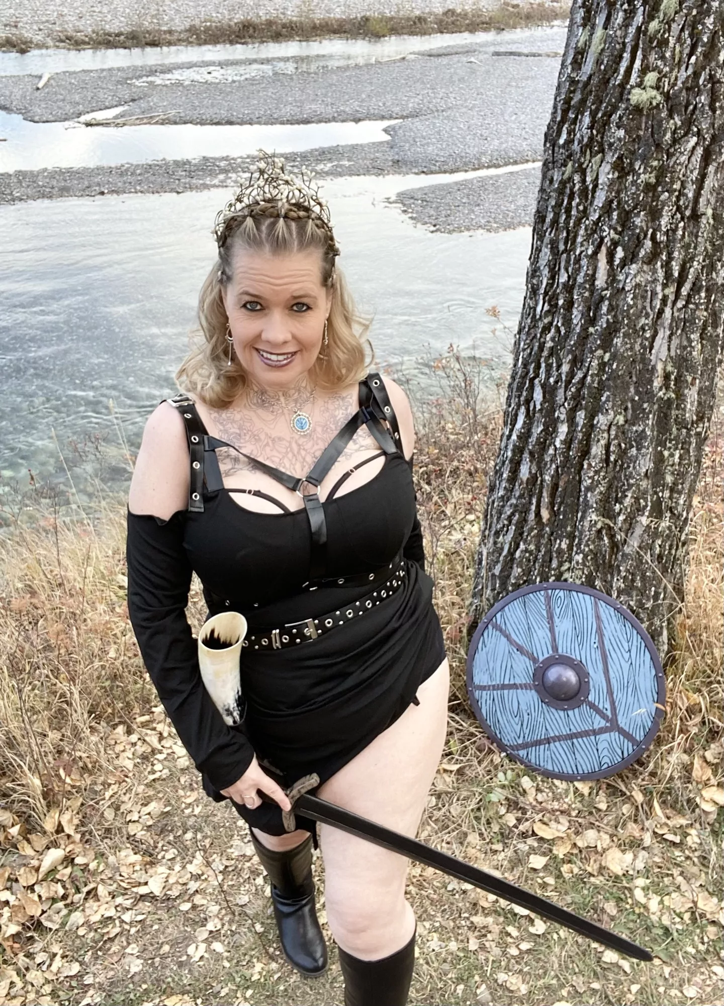 My Halloween costume; Lagertha from Vikings. I have Norwegian heritage - we Vikings know how to fuck 💋