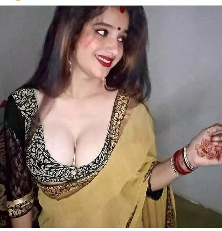 My ideal Indian woman. What do you think about her?