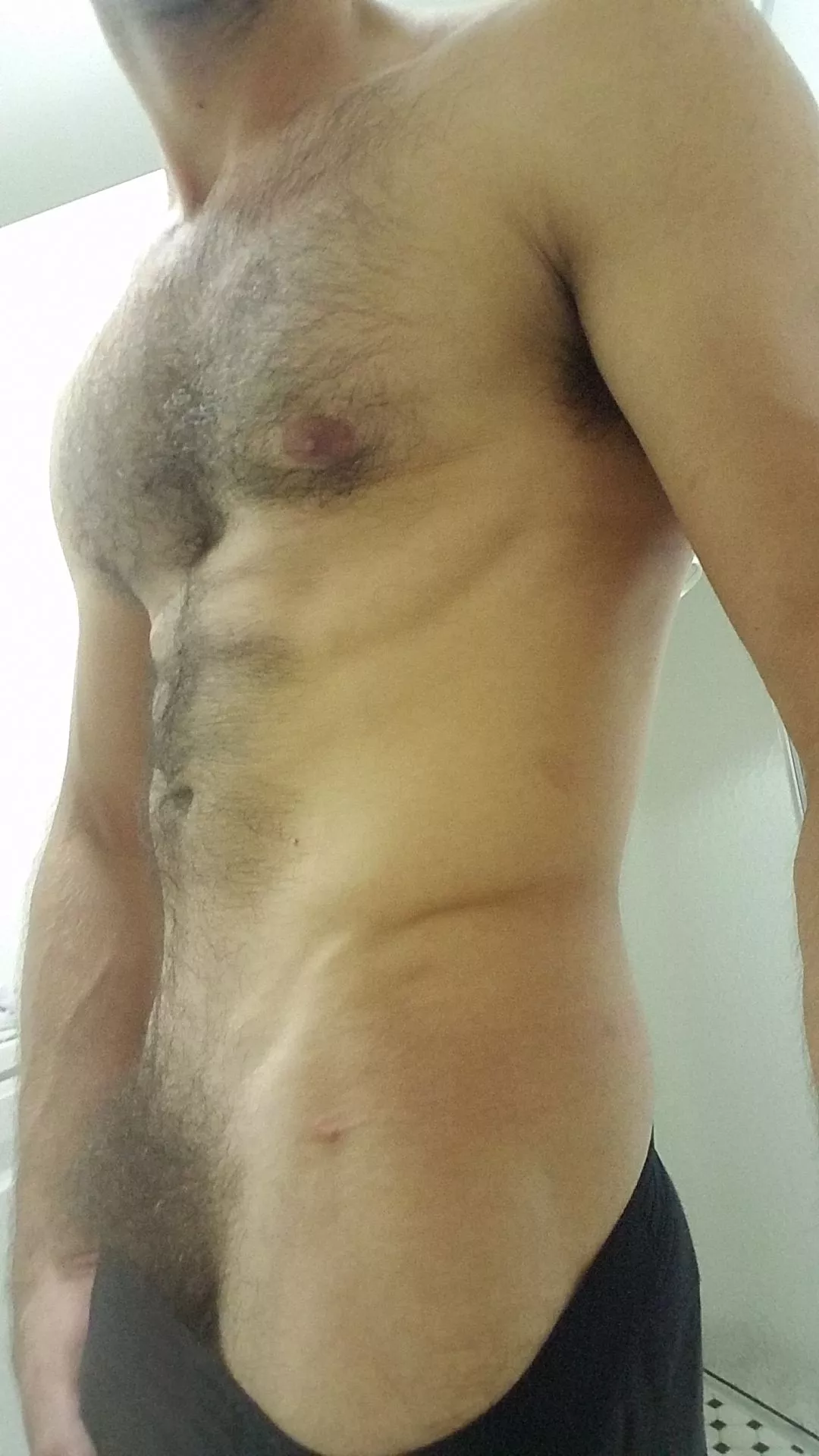 My musky pits and bush got me horny as fuck