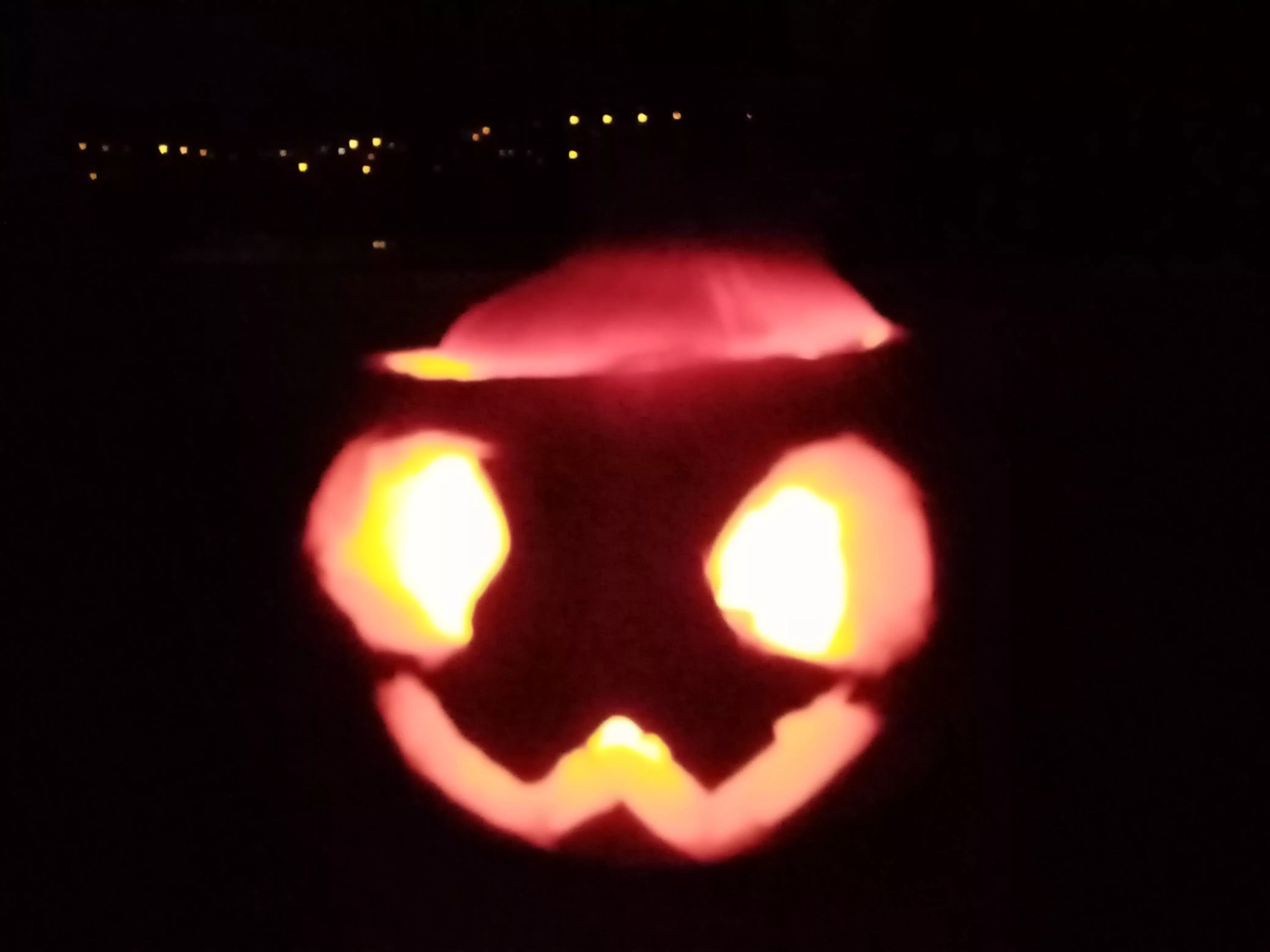 My OwO pumpkin I carved (Also my birthday today ^w^)