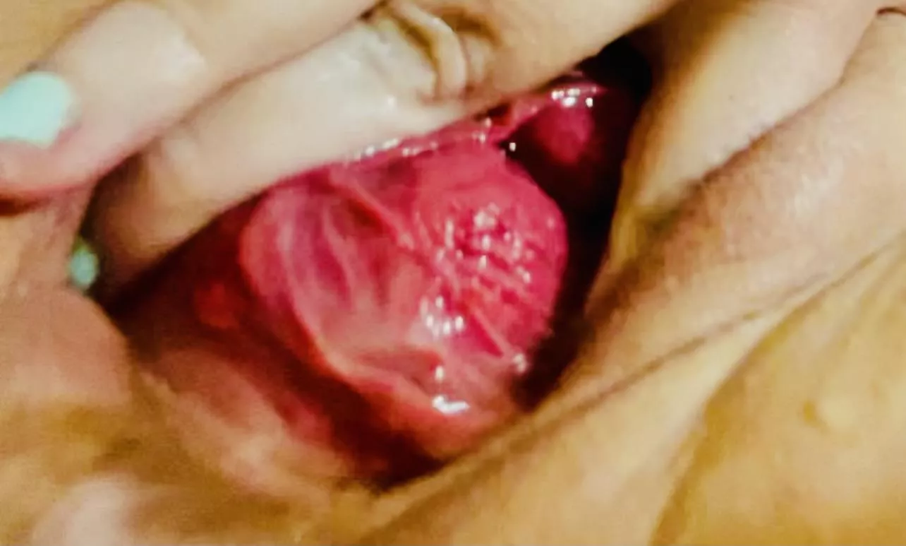 My ruined pussy meat up close! 😍