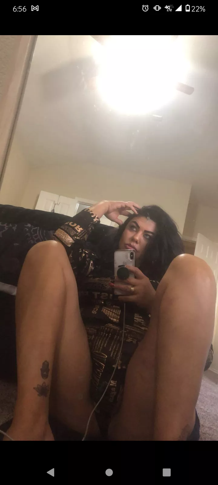 My slutty latina mom, lmk what you think of her