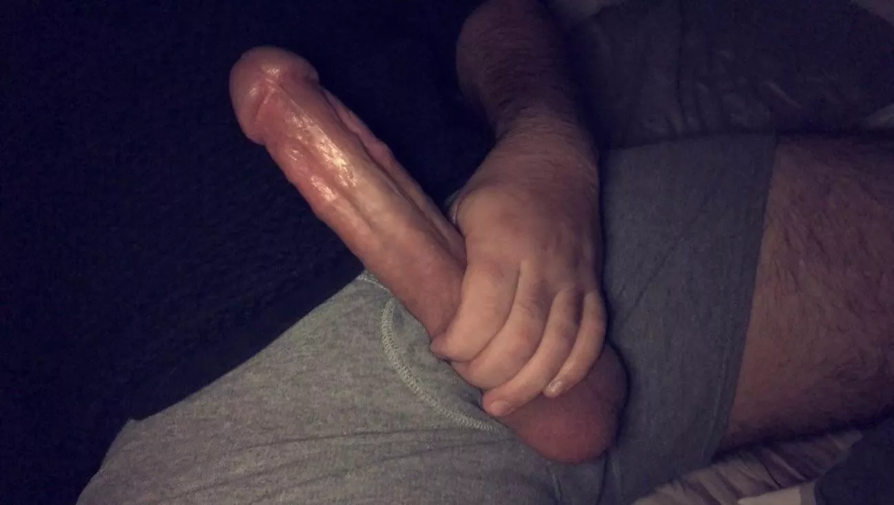 My thick, massive cock is absolutely throbbing and my DMs are wide open. Don’t be shy, tell me what you think of it 😉