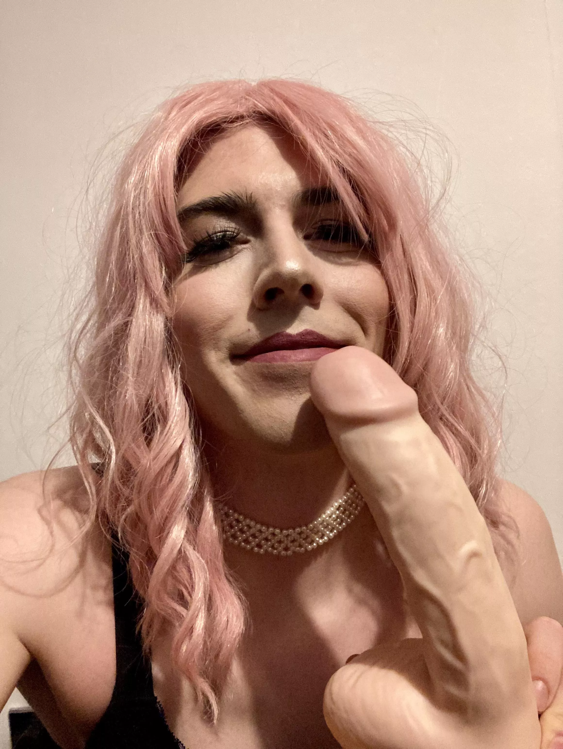 My wife said i’m too pretty to be straight. So she locked me in chastity & made me practice sucking dick. I used to resist, but you can see it in my face now 😍