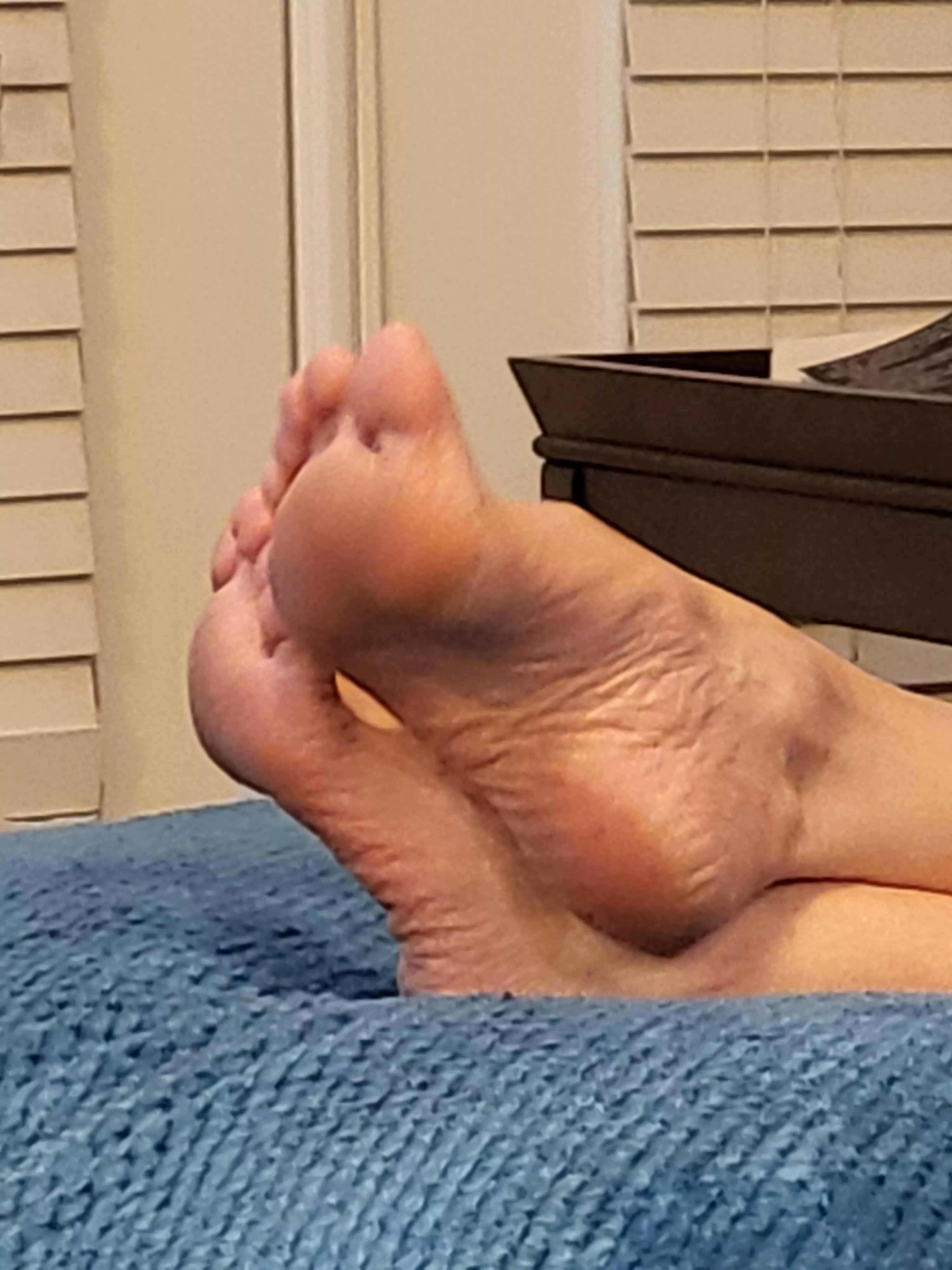 My wife's perfect size 6.5s with perfect high arches.