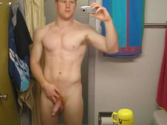 Naked Ginger Snap (X-Post /r/hotmanflesh)