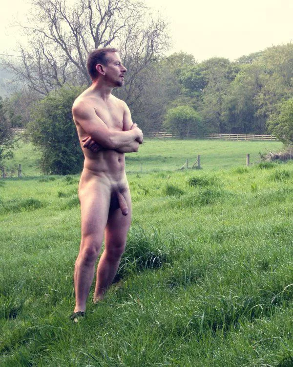 â€œNaked in the fieldâ€ â€¦