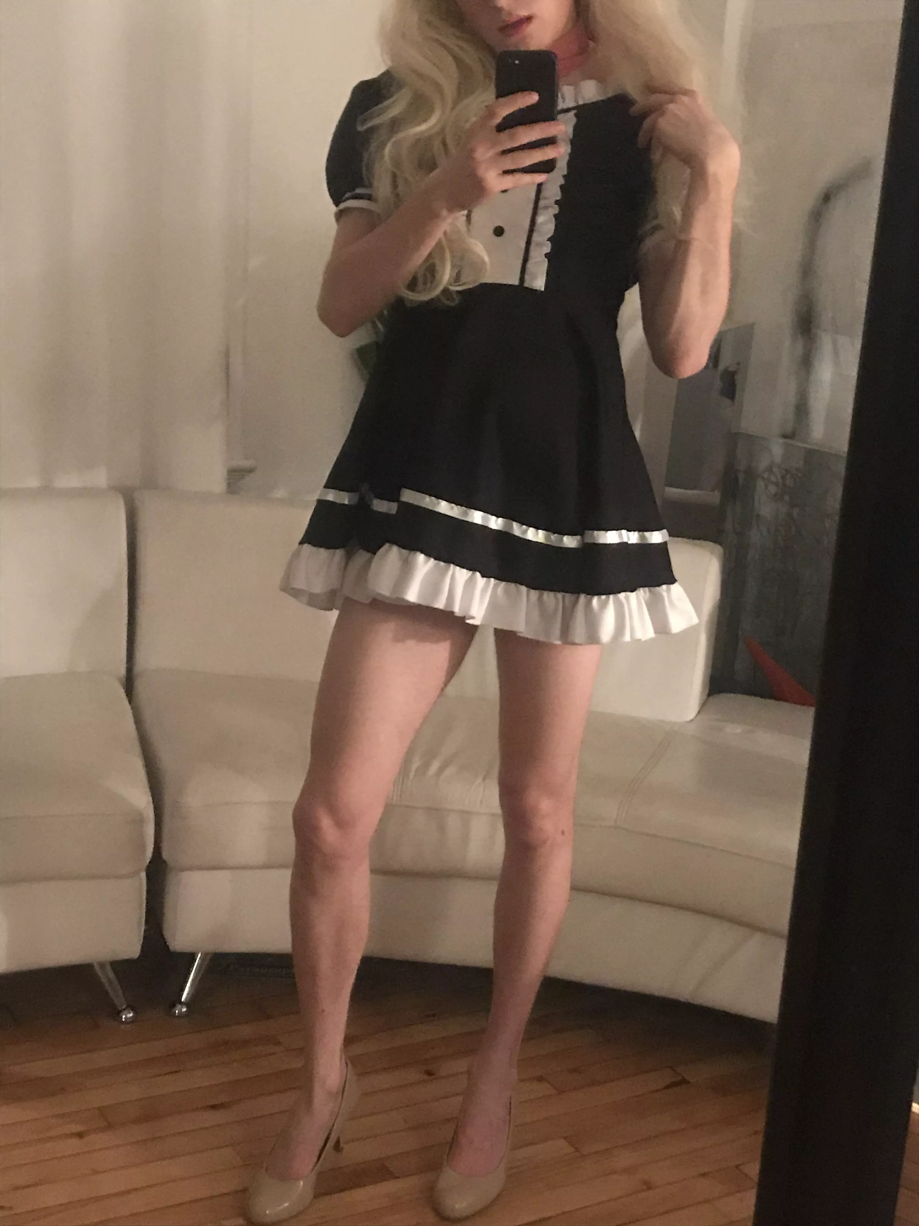 Need a maid for your Halloween party, Daddy? ðŸ’ðŸ¼â€â™€ï¸