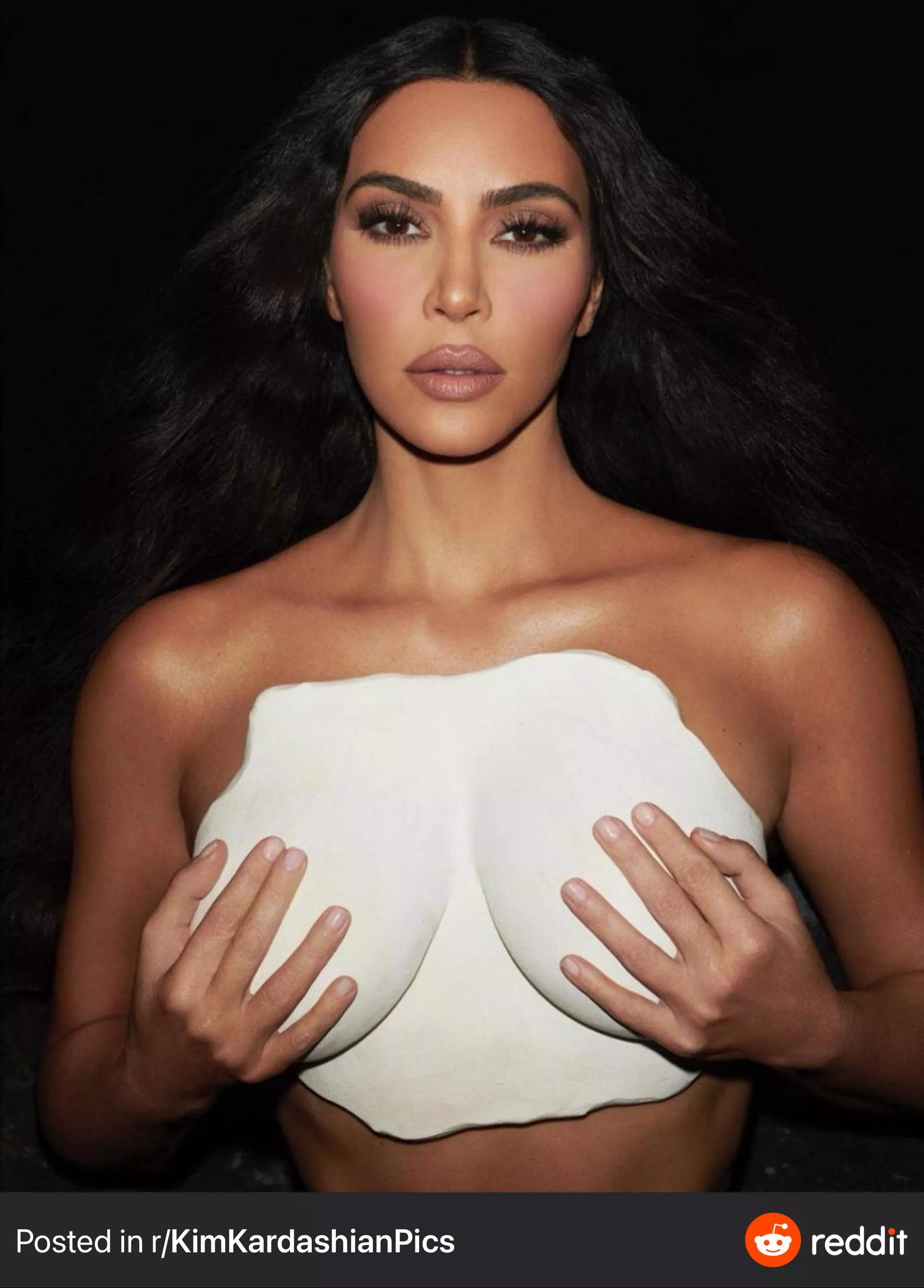 need someone to rp as kim kardashian for me she’s so hot