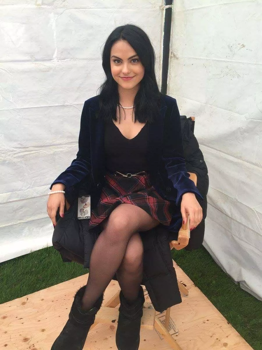 Need to fuck Camila Mendes nice and hard with a bud