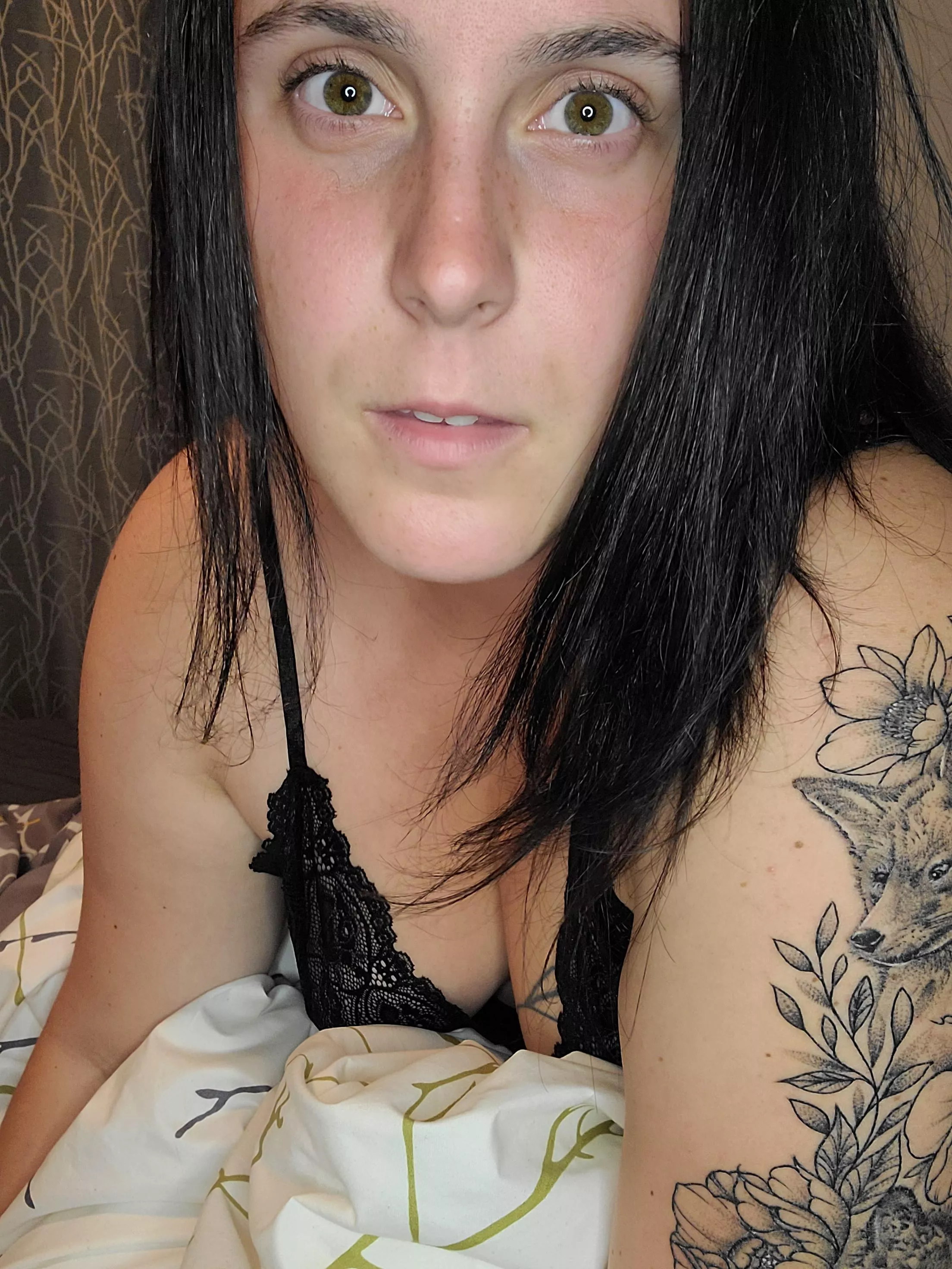 Need your cum on my face. [ CHECK out my Onlyfans for hot chubby nudes ðŸ¥µ ]