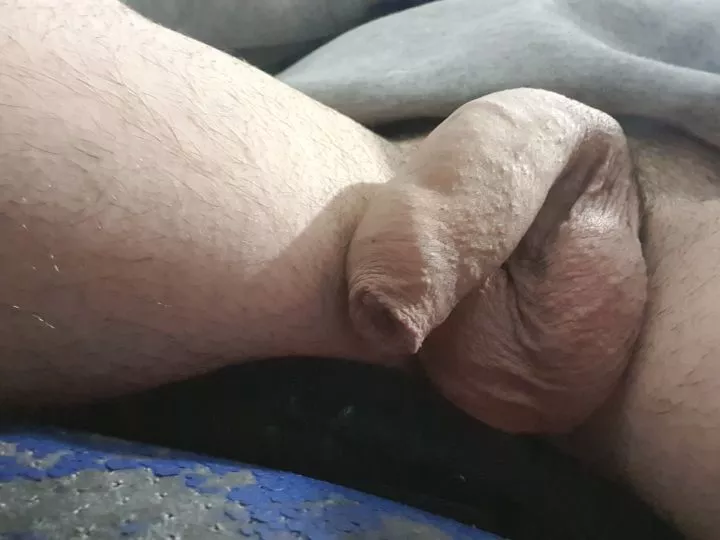 Never been a fan of my soft cock, love to know what you guys think though 🍆