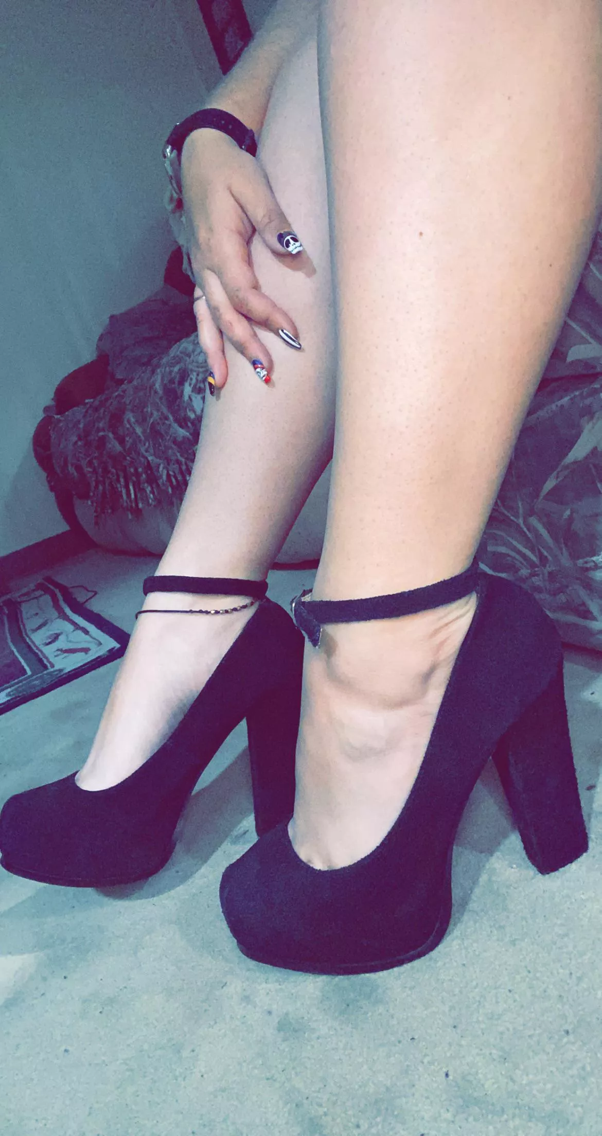 New heels ðŸ–¤ what do you think? ðŸ˜‹