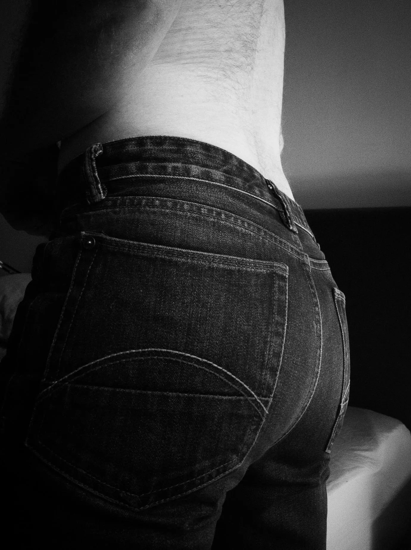 New Jeans Hump Day [M50]