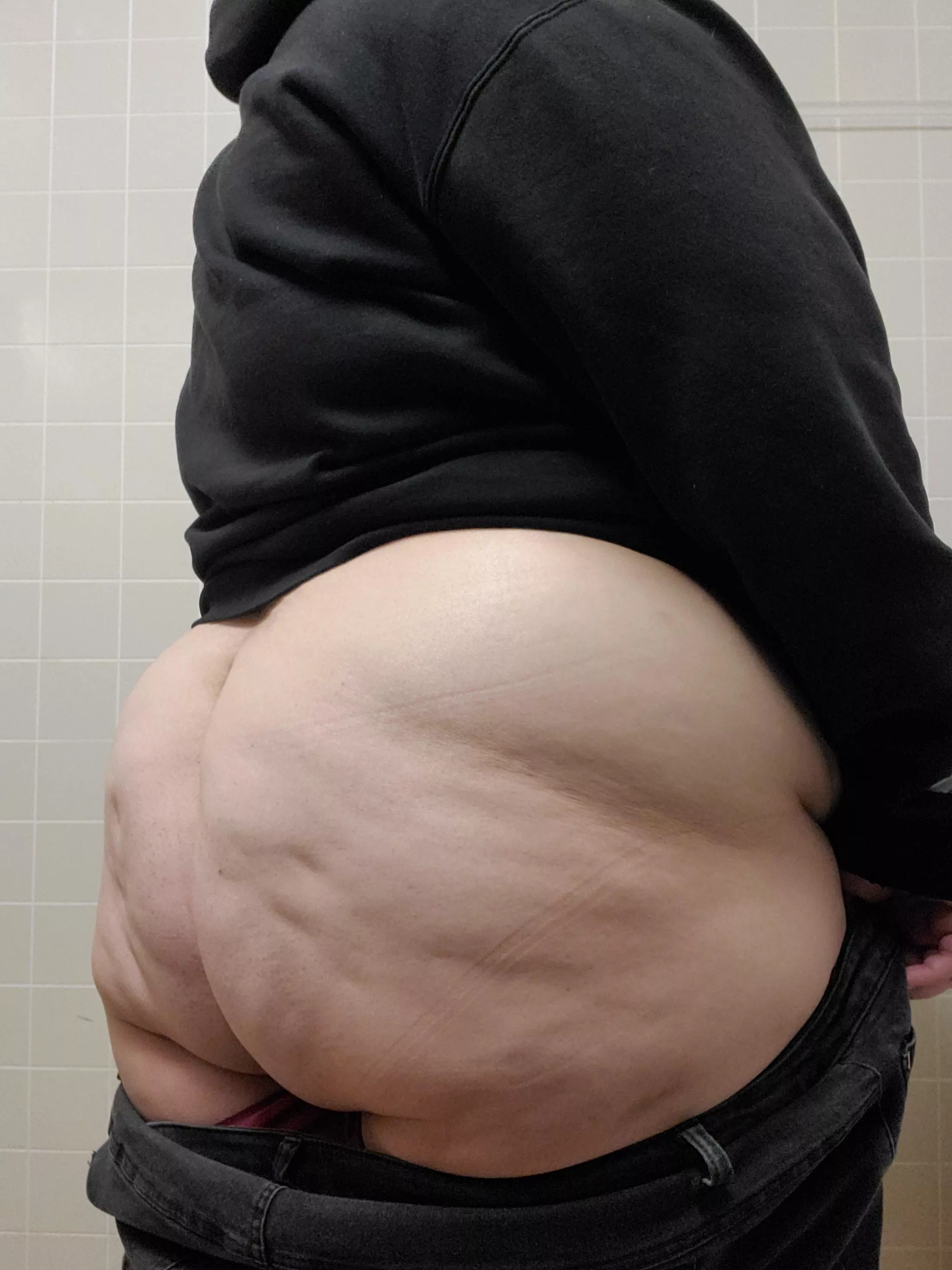 New job means new bathroom booty pic ðŸ˜Š