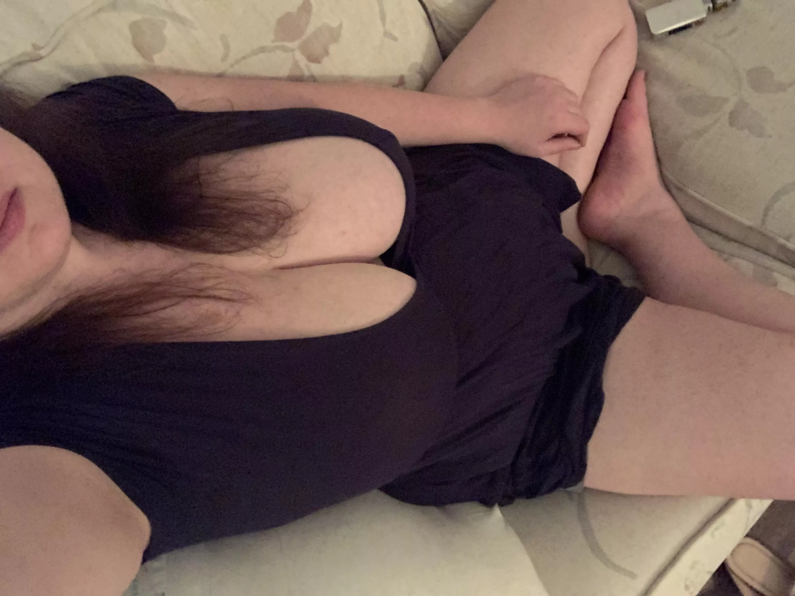 No bra..I was hanging with a reddit friend felt cute.