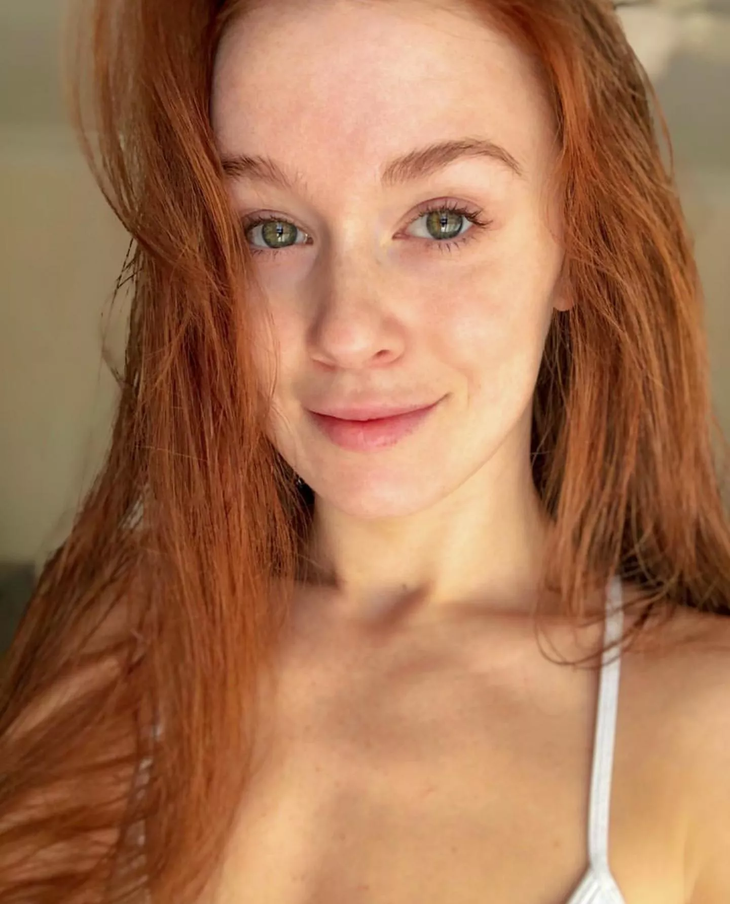 No makeup selfie