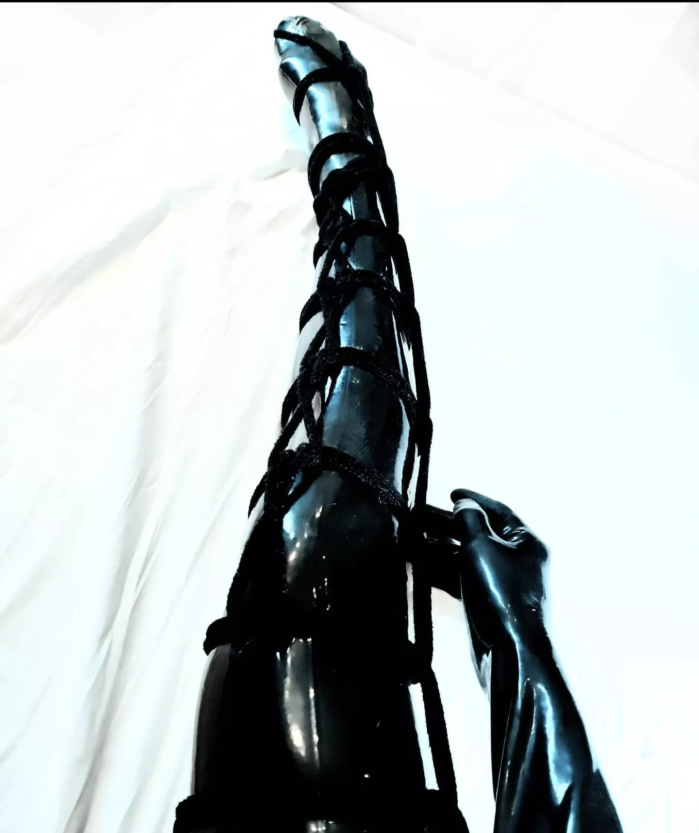 Nothing beats a tight heartladder tie on some latex stockings!