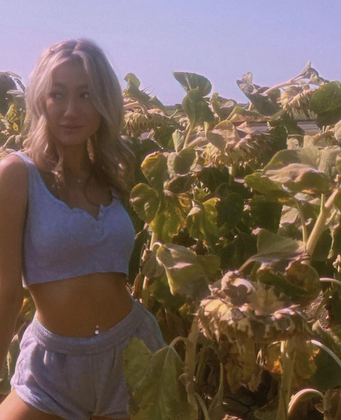 Nothing hotter than a crop top and belly button piercing ðŸ˜