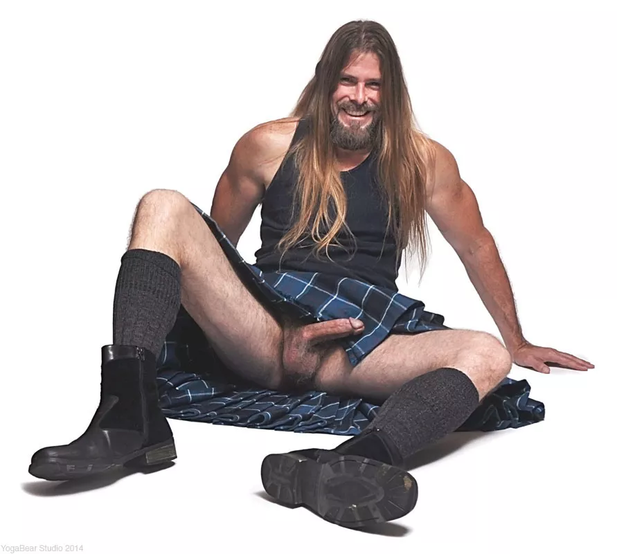 [NSFW: Clothed but Cock is shown] The big kilt reveal!