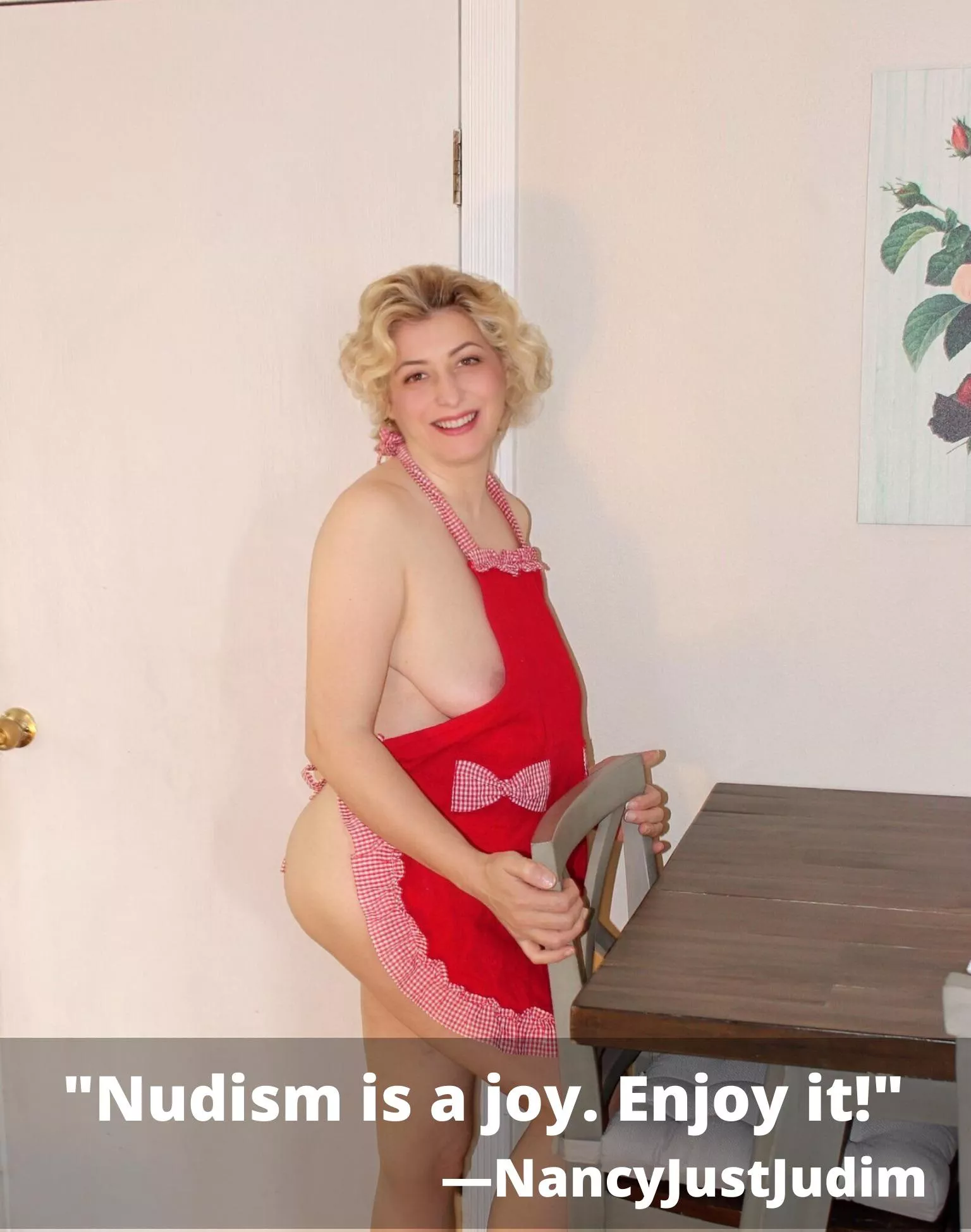 â€œNudism is a joy. Enjoy it!â€ #NormalizingNudity