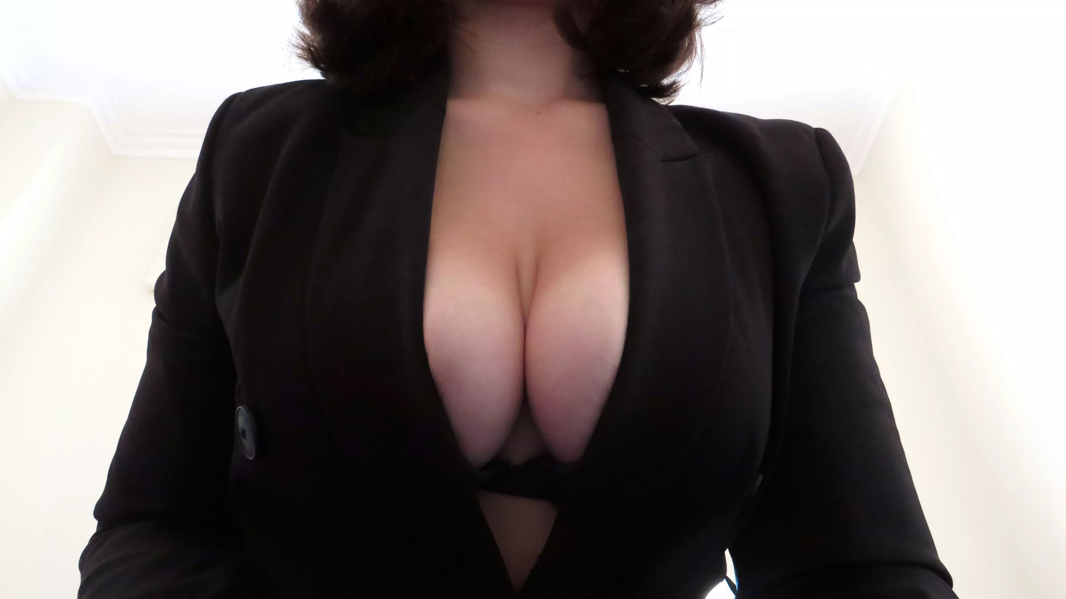 [OC] [F21] This is my cleavage, thank you!