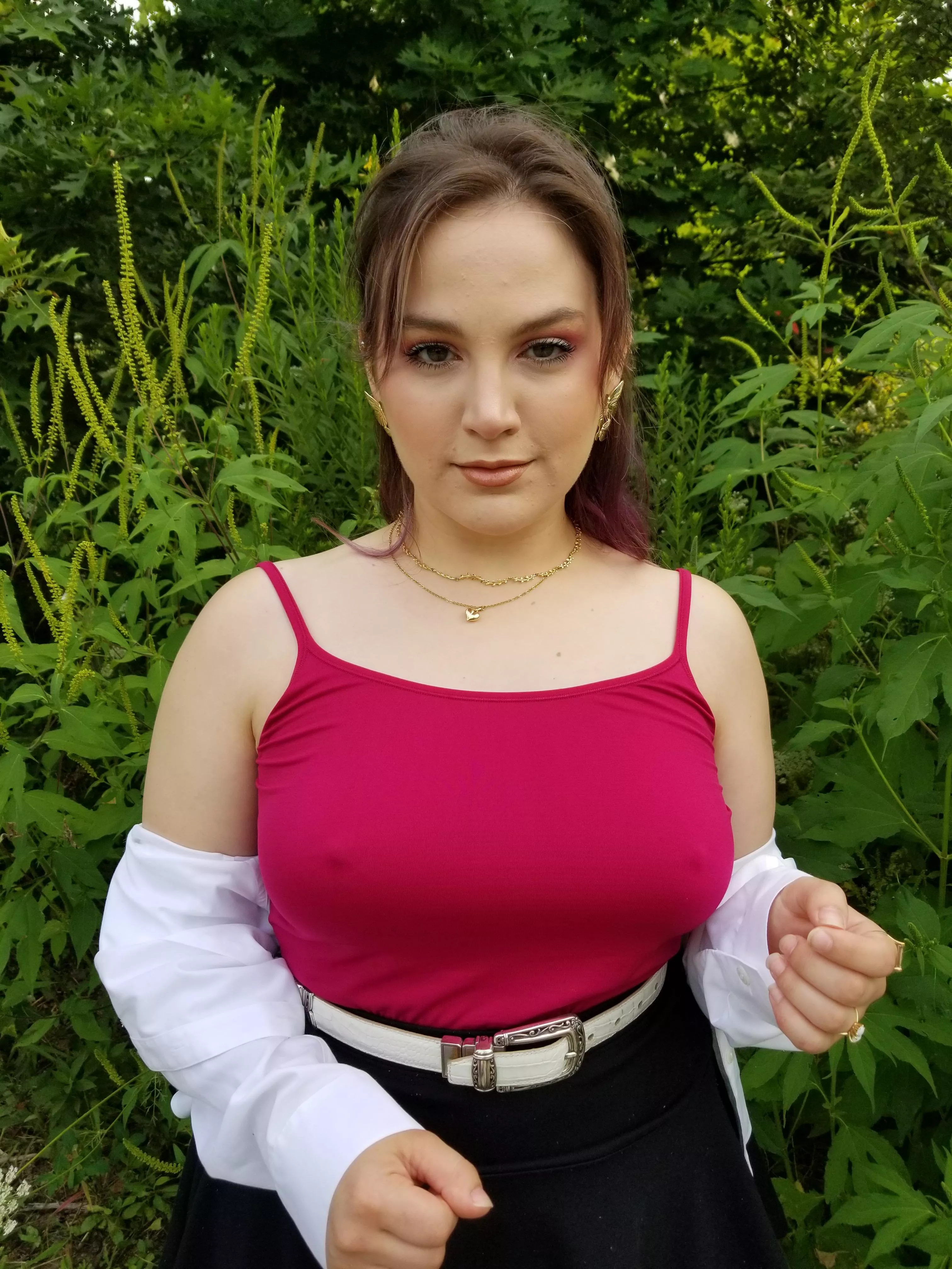 [OC] my [F]25 wife always looks better braless!! We had a fun hike