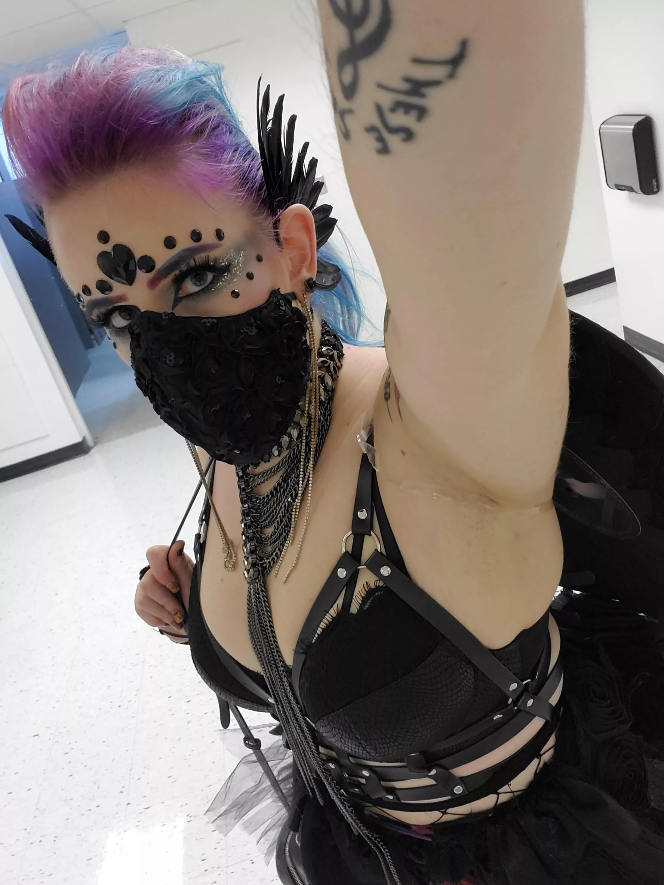 [OC] My Halloween costume 🖤😈