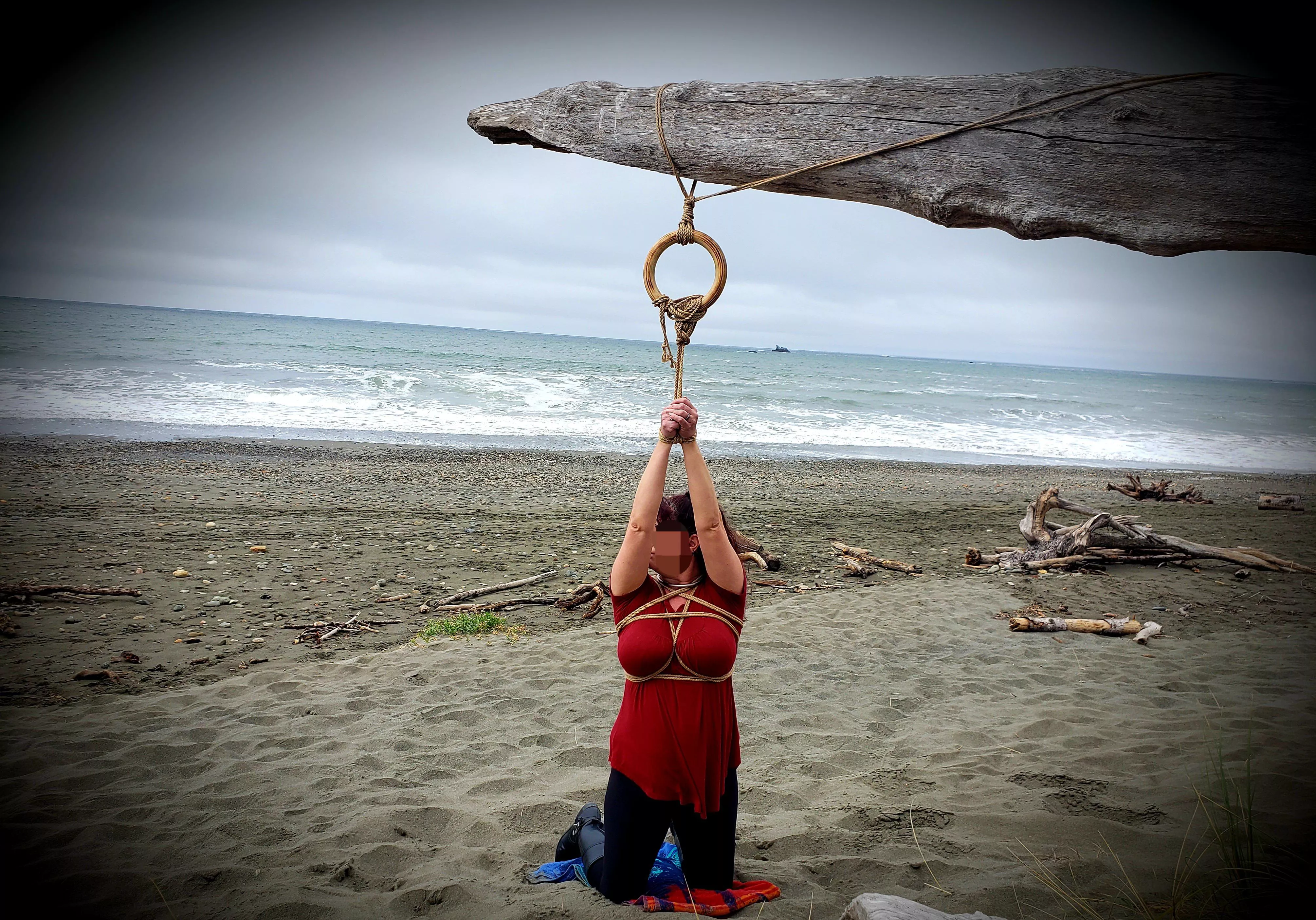 Ocean beach Shibari. [F]ound a quiet spot on the beach and the perfect driftwood to add a suspension ring.