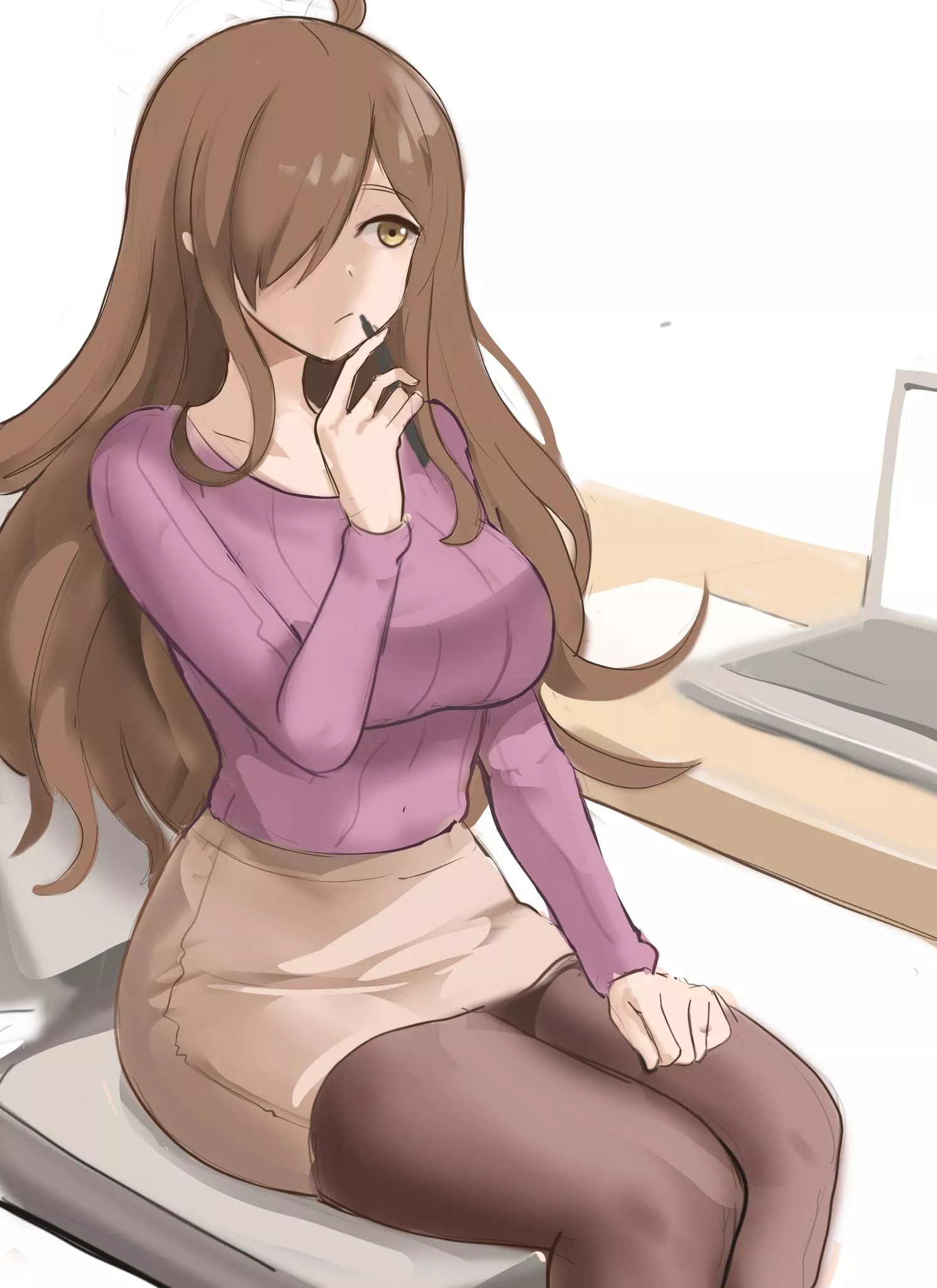 Office casual Wiz is simple yet sexy