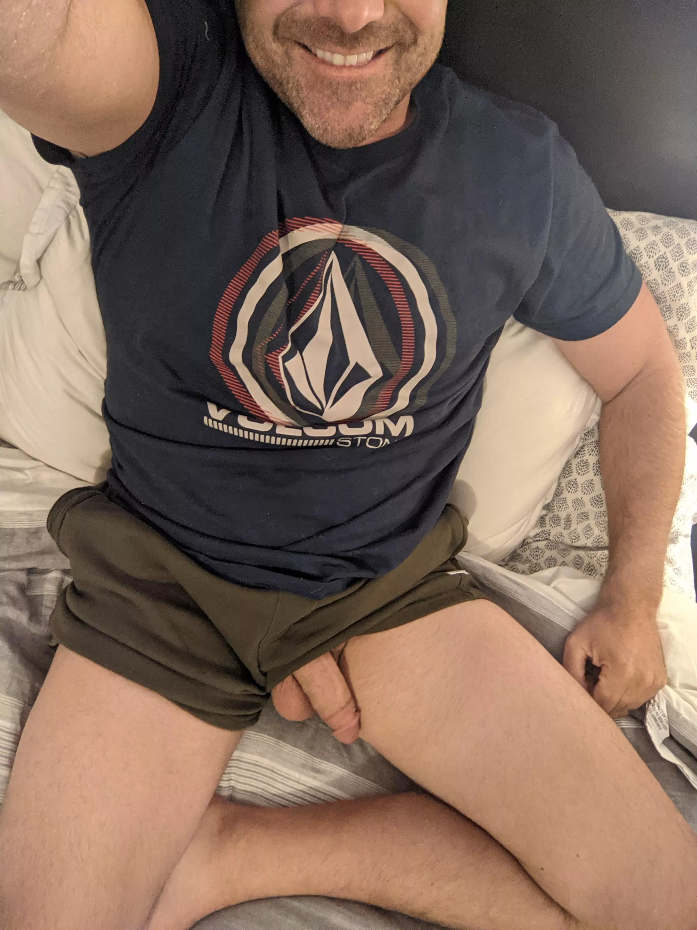 One more I promise I'm going to bed after this one!!! Being horny is hard work (35)(m)