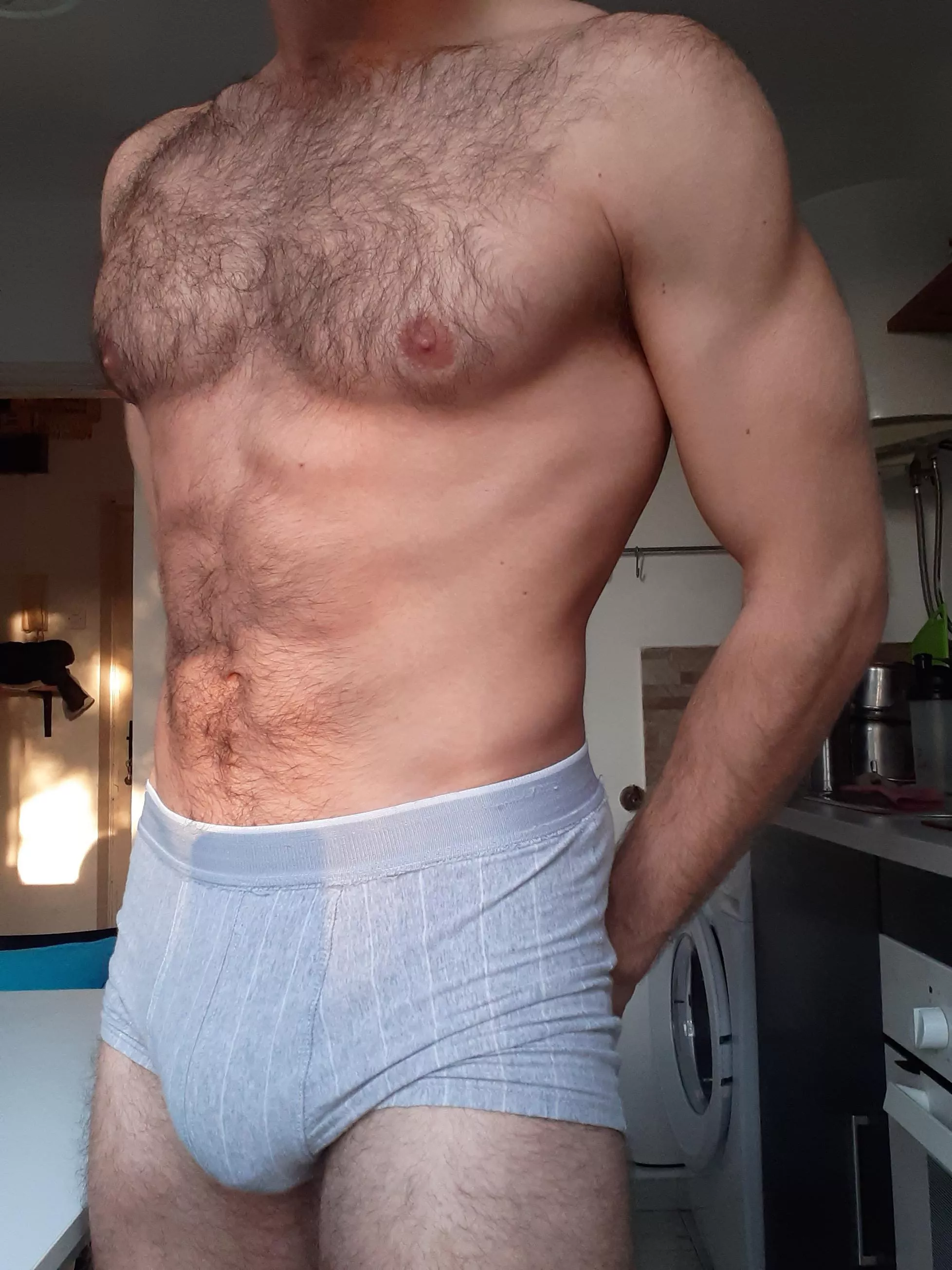 Only â¬†ï¸ if you love watching bulges â¤