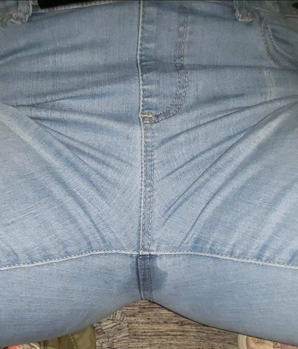 Oops I think I need to change my jeans after looking at the videos we made last night 💦💦 wanna see? 37f30m