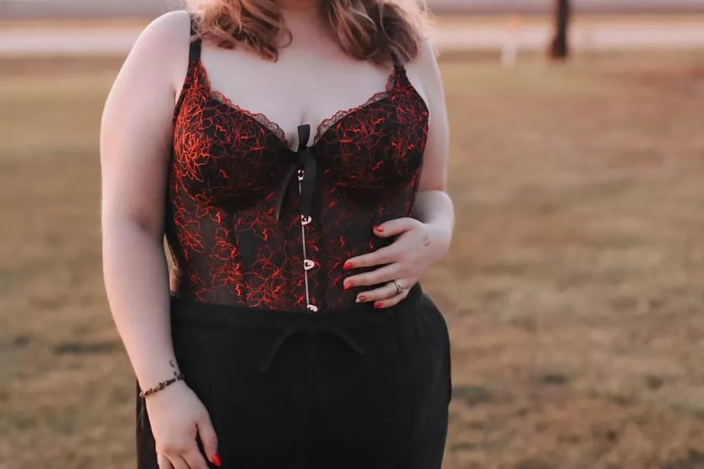 Outdoors in my corset in the Midwest…it was soooo cold