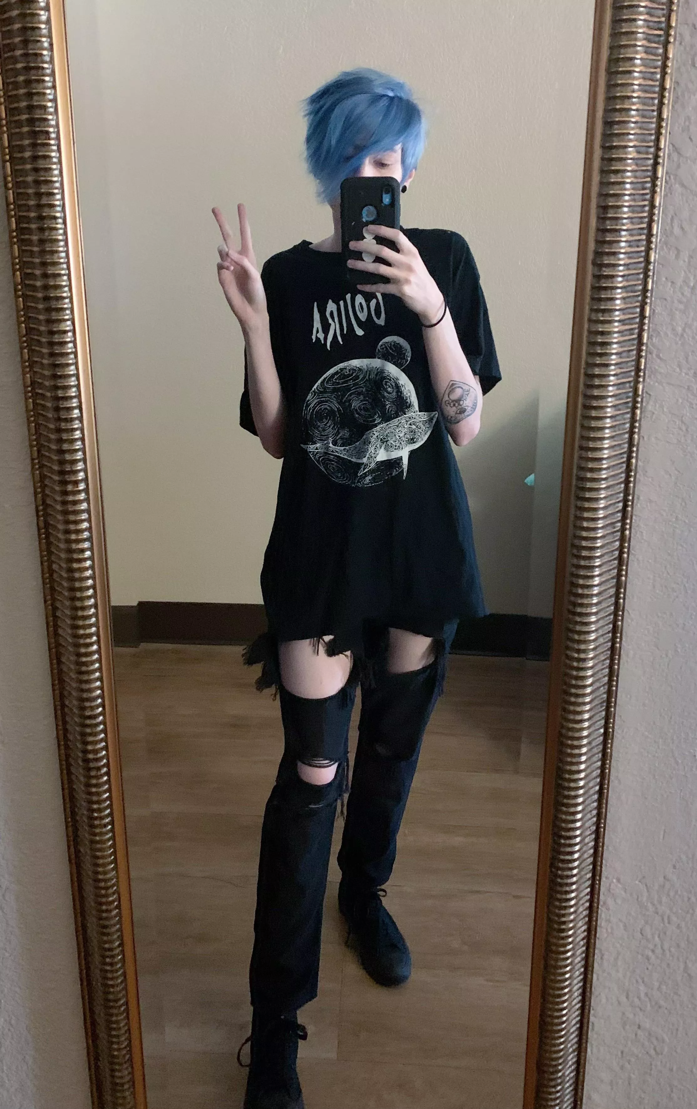 Outfit for gojira🤘ya boi been moshin a lot this week lmao