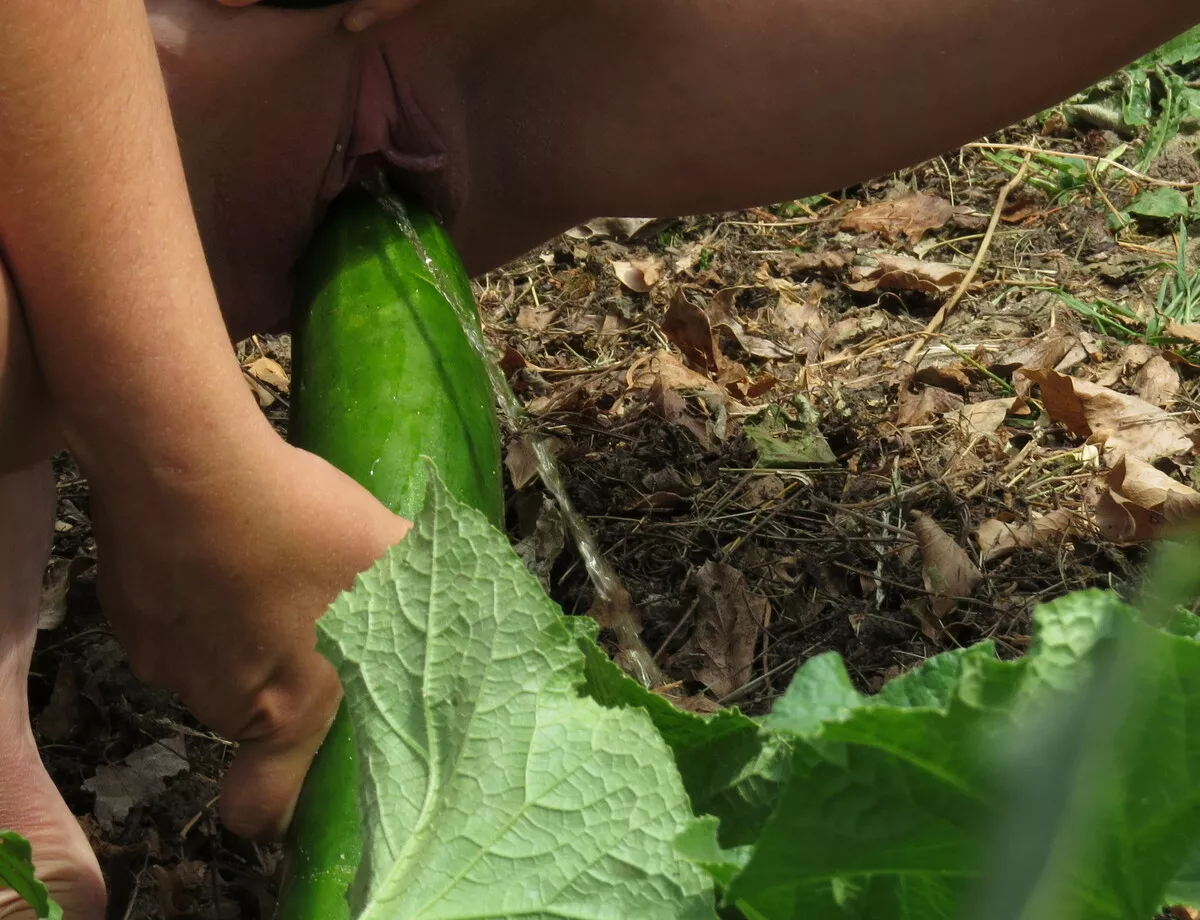 Peeing the organic dildo