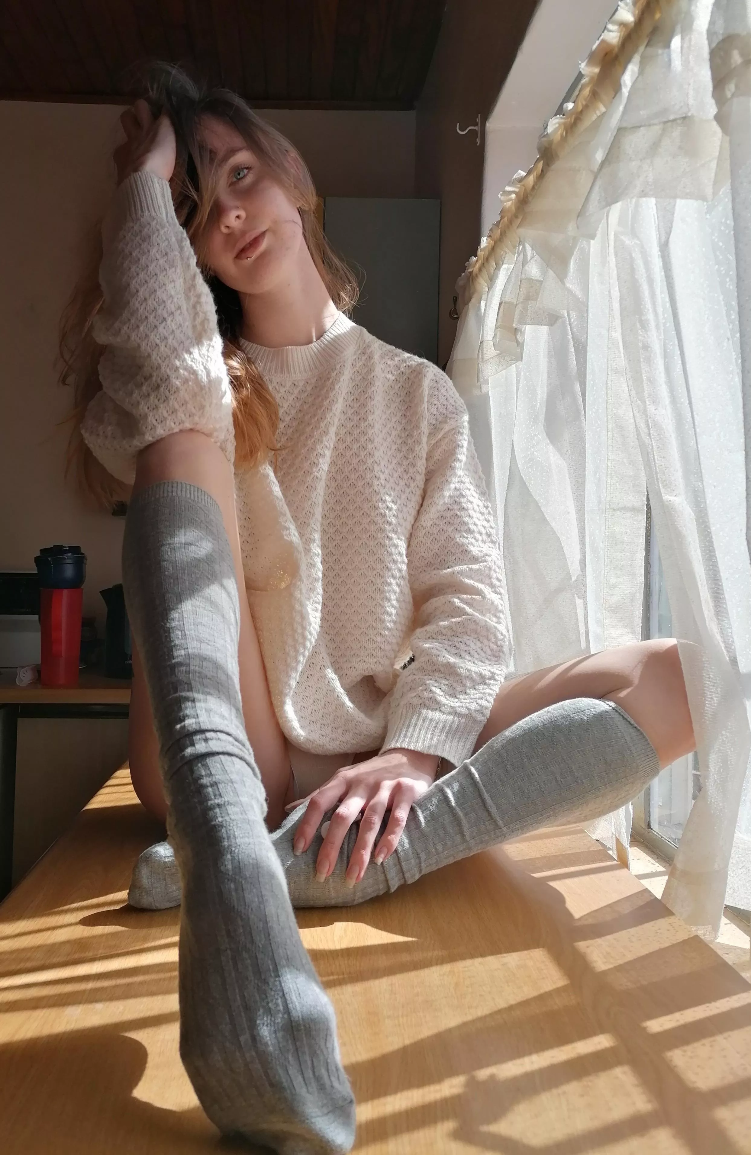 Petite babe in long socks 😍 long sock fetish